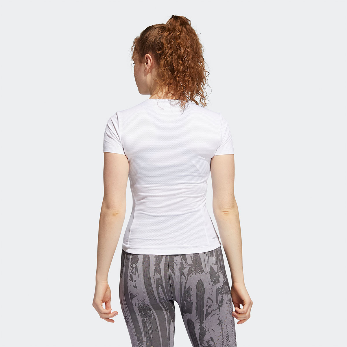 Flo PERF TEE Beyaz Kadın T-Shirt. 4