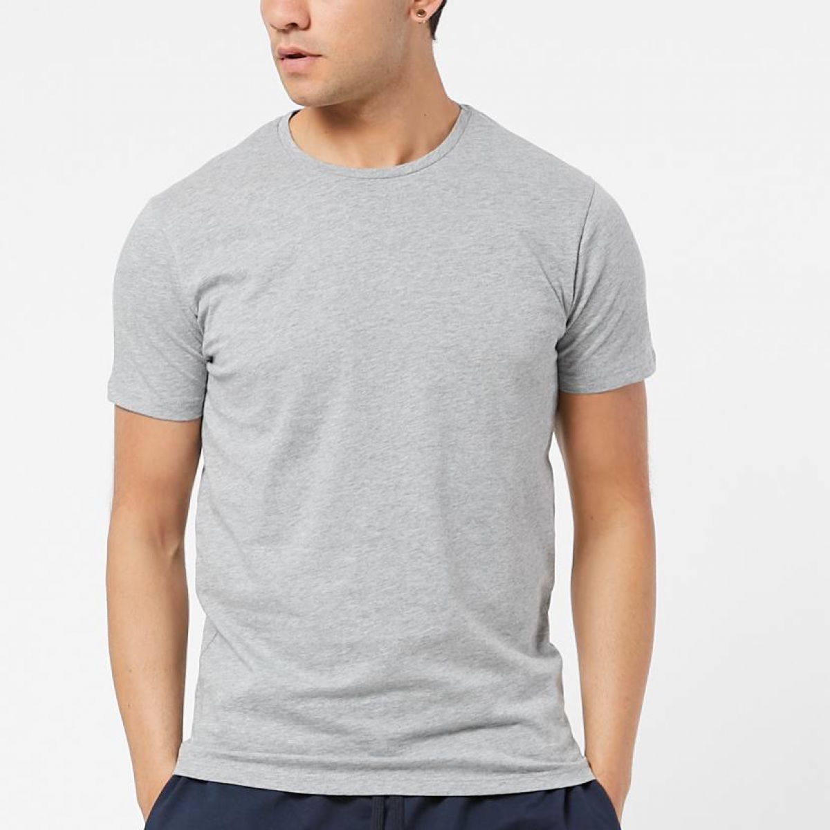 Flo Erkek Sıfır Yaka Regular Fit Basic T-Shirt. 2