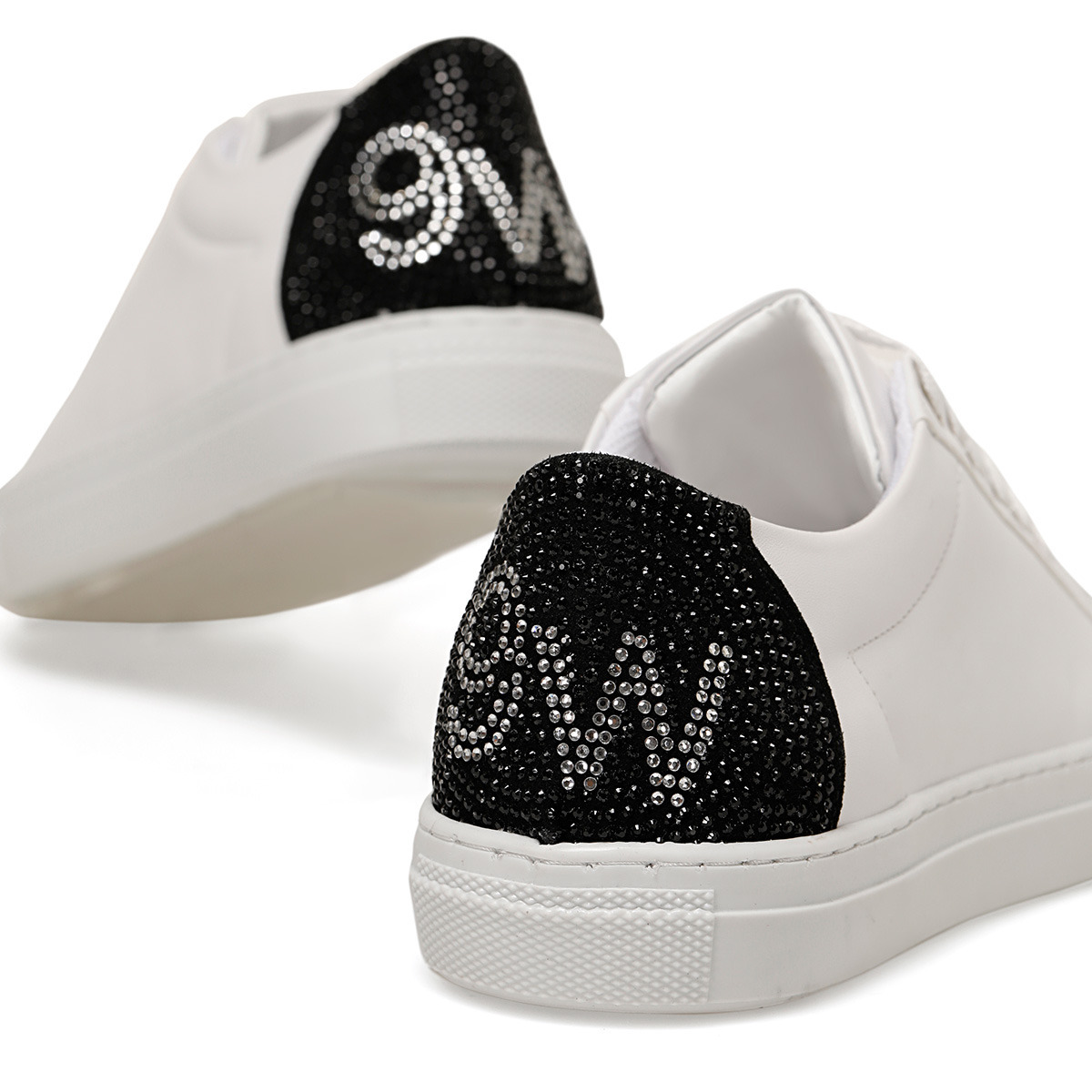 Nine West NINNE Beyaz Kadın Sneaker. 5