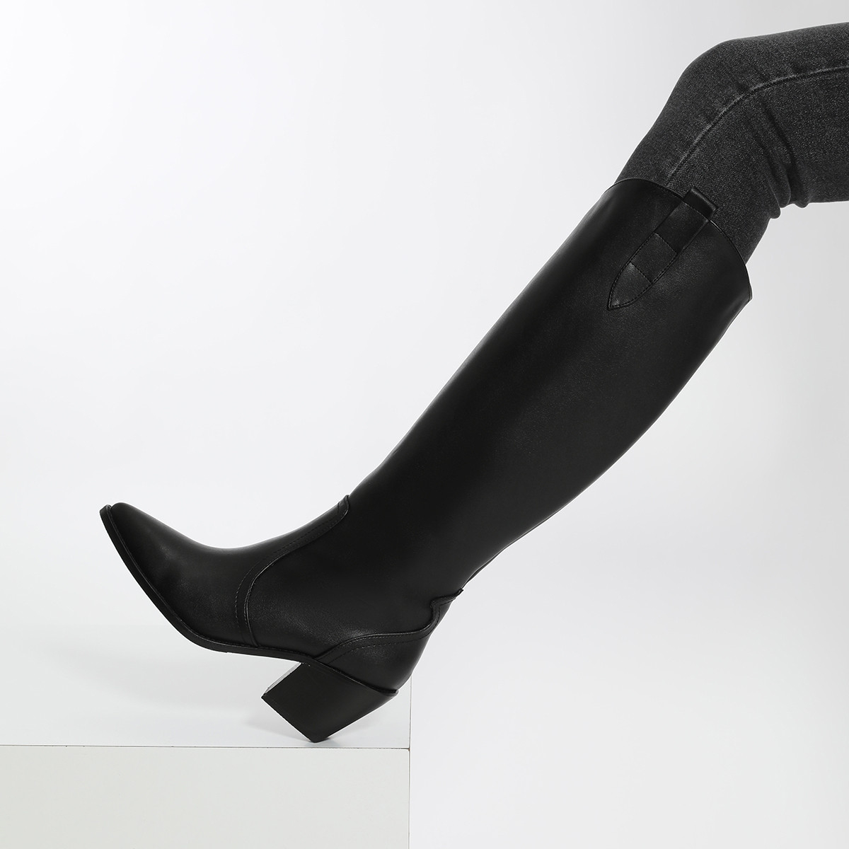 Nine West VINCENZA Siyah Kadın Topuklu Çizme. 4