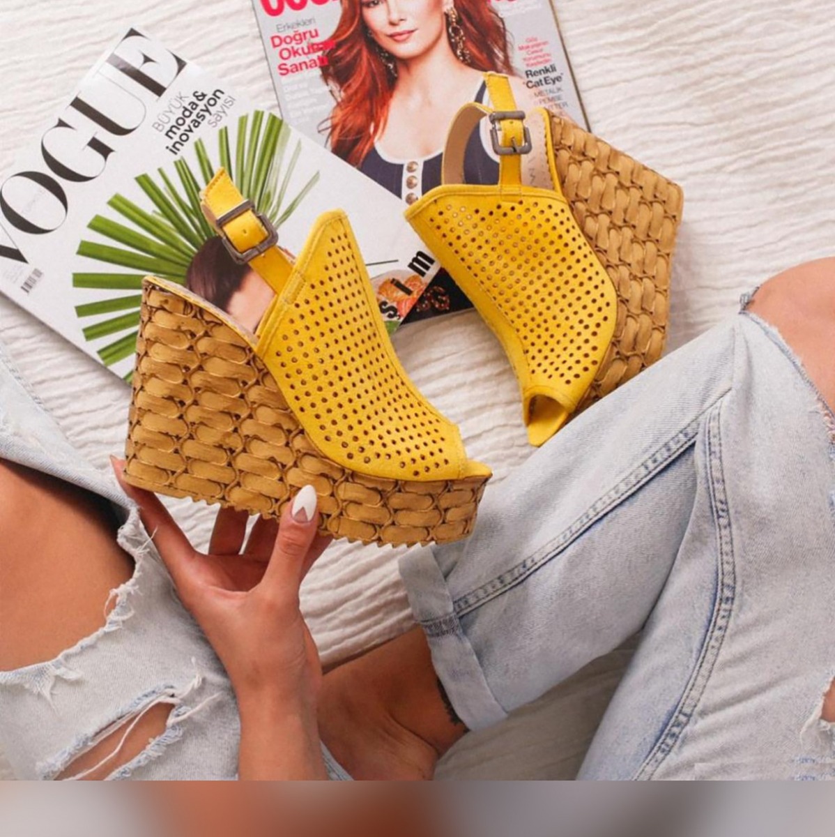 Flo Oakley Limon Süet Lazer Delikli Dolgu Topuklu Sandalet. 6 Flo Oakley Limon Süet Lazer Delikli Dolgu Topuklu Sandalet. 6