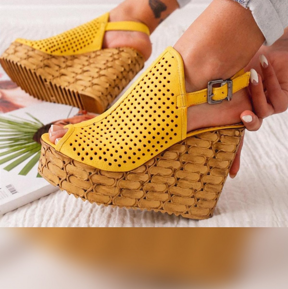 Flo Oakley Limon Süet Lazer Delikli Dolgu Topuklu Sandalet. 1
