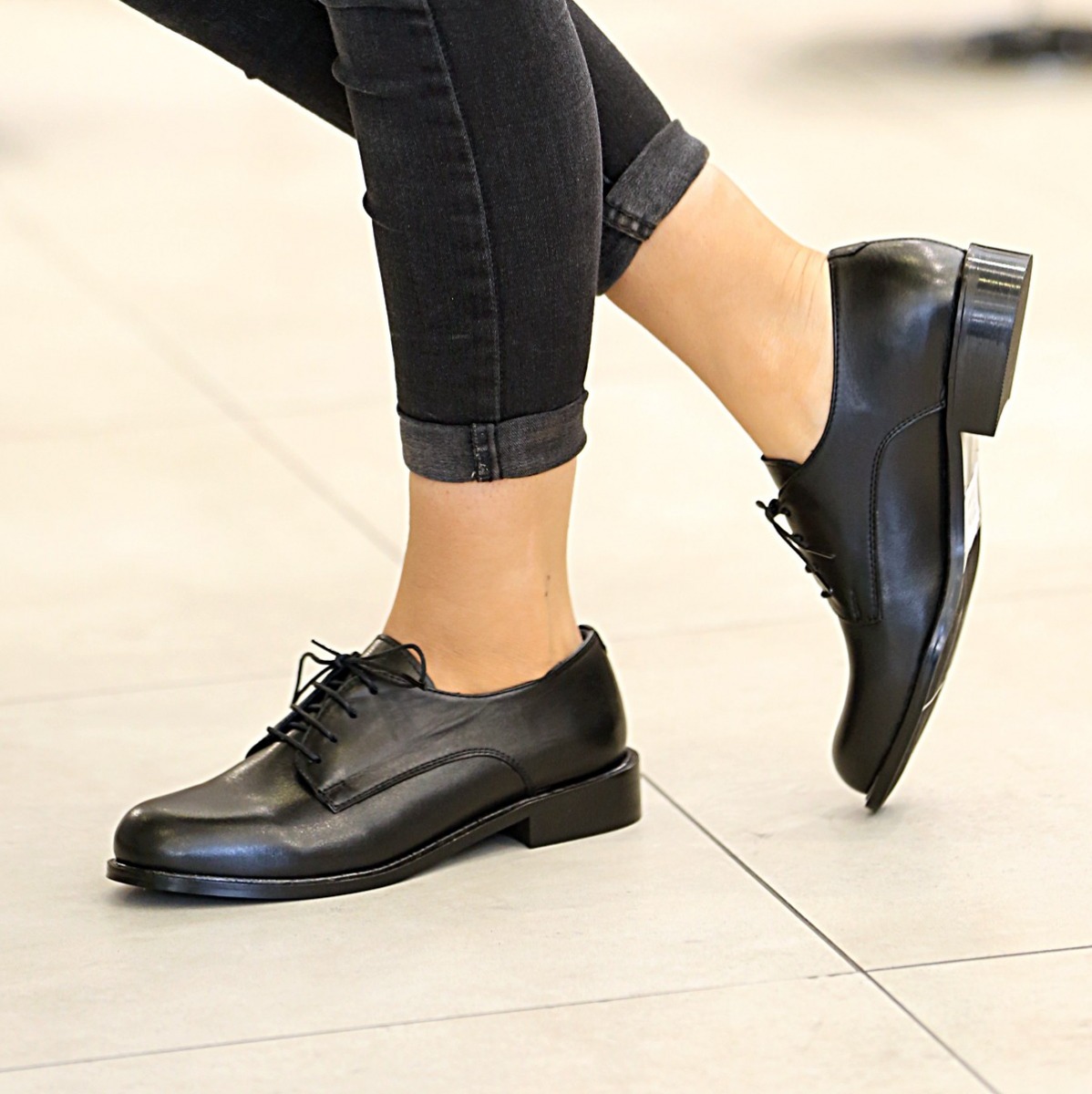 Flo - Kadın Klasik Ayakkabı Siyah. 2