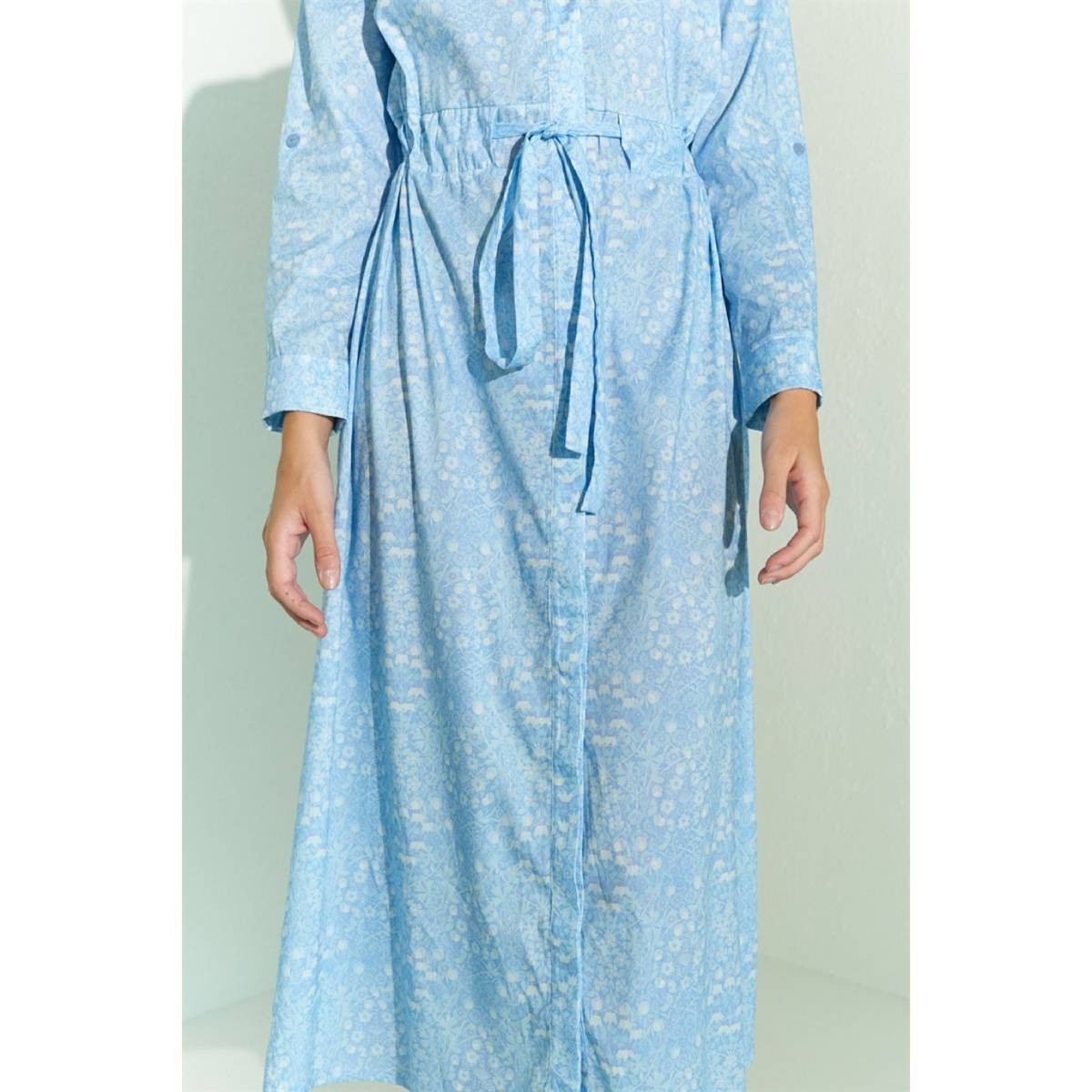 Flo Kadın  Mavi Desenli  Beli Tünelli Kolu Katlamalı Bilek Boy Elbise. 4