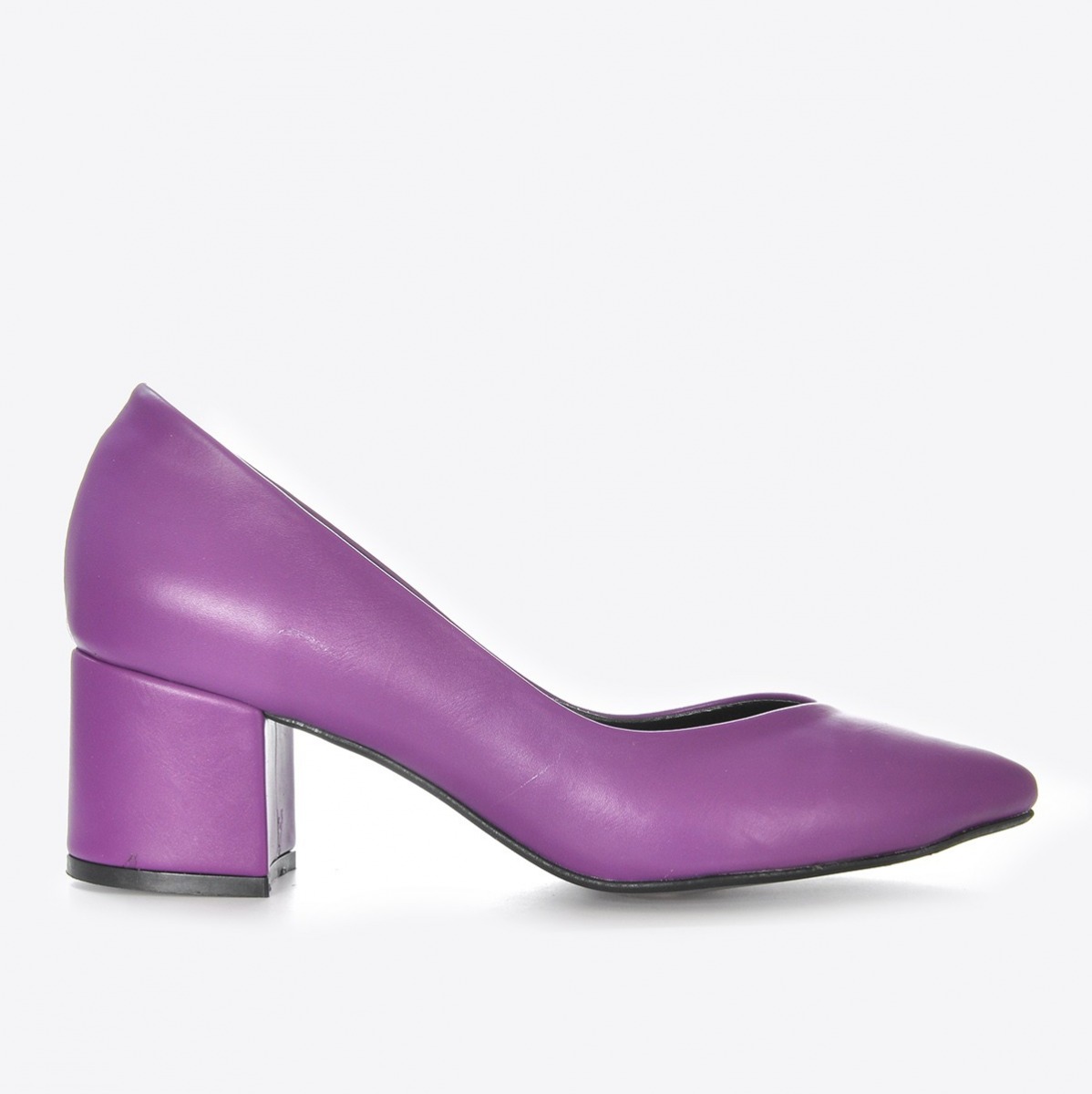 Flo Kadın Mor Klasik Topuklu Ayakkabı VZN21-040Y. 2