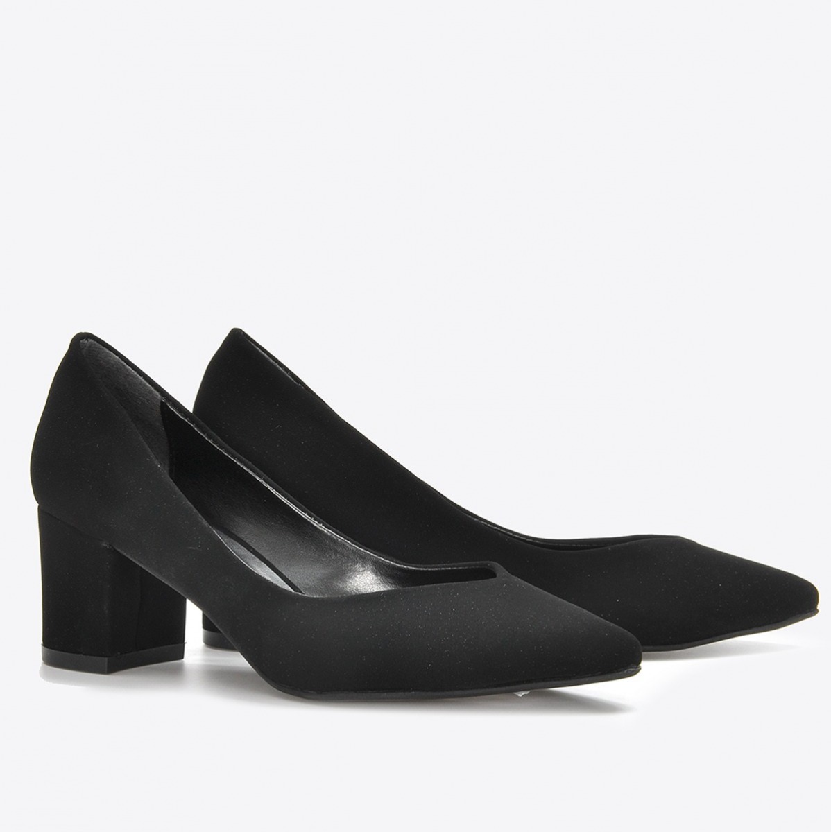 Flo Kadın Siyah Nubuk Klasik Topuklu Ayakkabı VZN21-041Y. 4