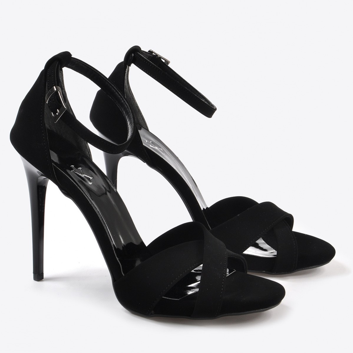 Flo Kadın  Siyah Süet Klasik Topuklu Ayakkabı VZN20-190Y. 4