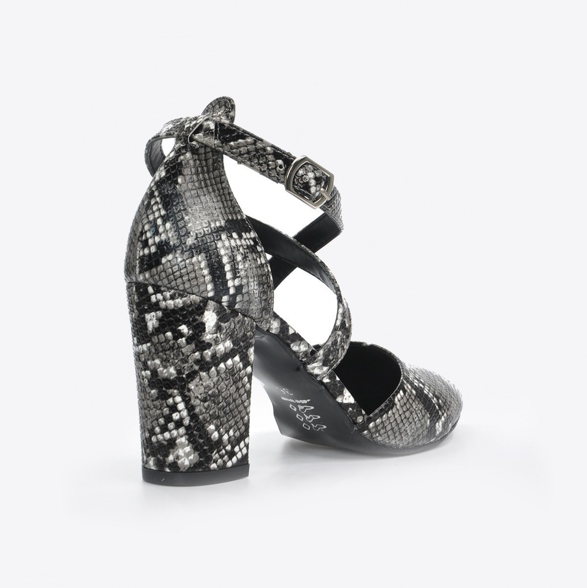 Flo Kadın  Siyah Yılan Klasik Topuklu Ayakkabı VZN20-177Y. 4