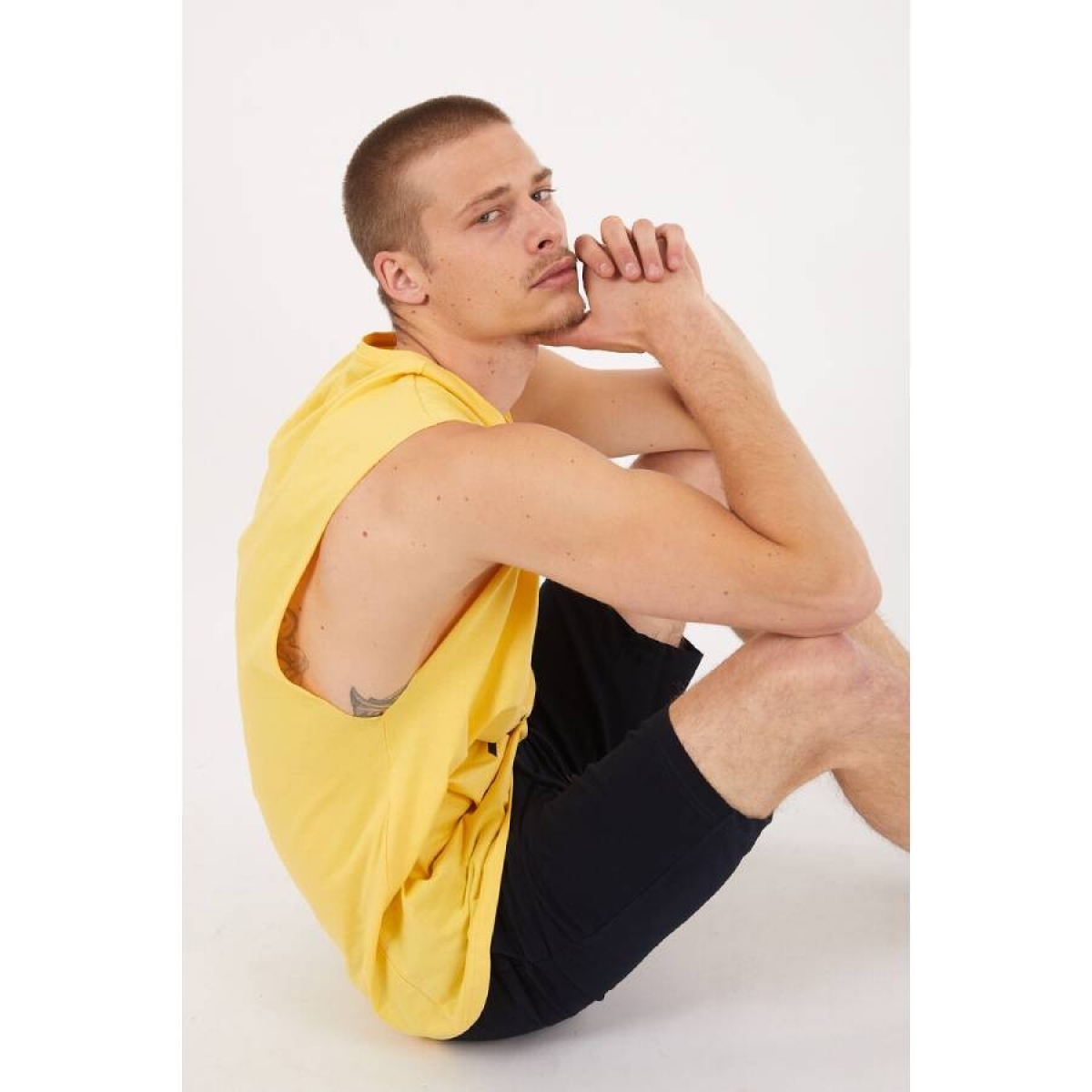 Flo Erkek Basic Rahat Kesim Air Baskılı Kolsuz T-Shirt. 4
