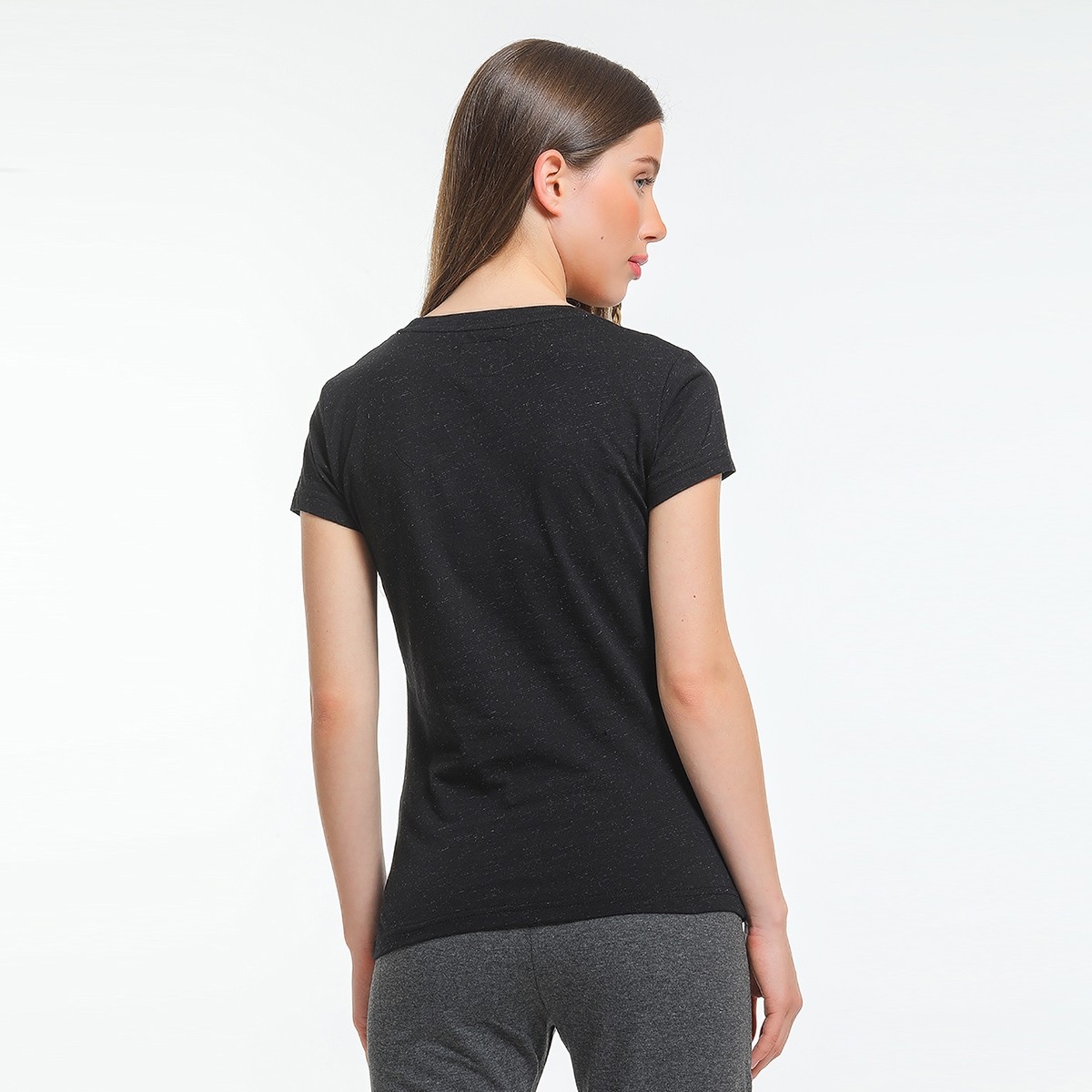 Flo MOVE Kadın T-Shirt Siyah. 3