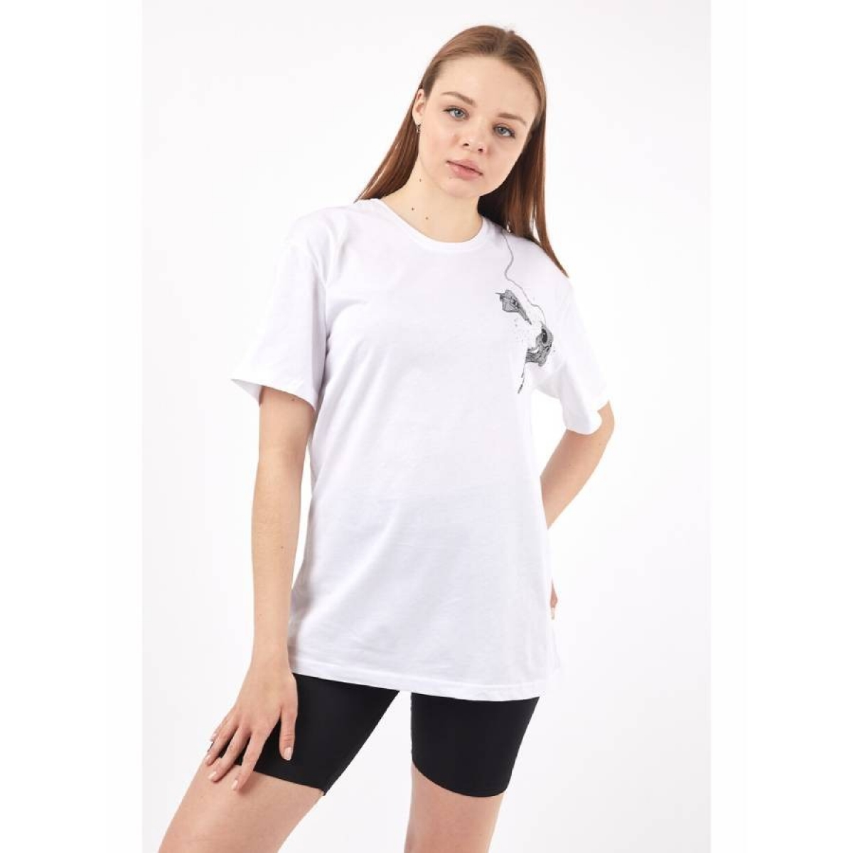 Flo Kadın Sıfır Yaka Basic Uzay Baskılı Oversize T-Shirt. 1