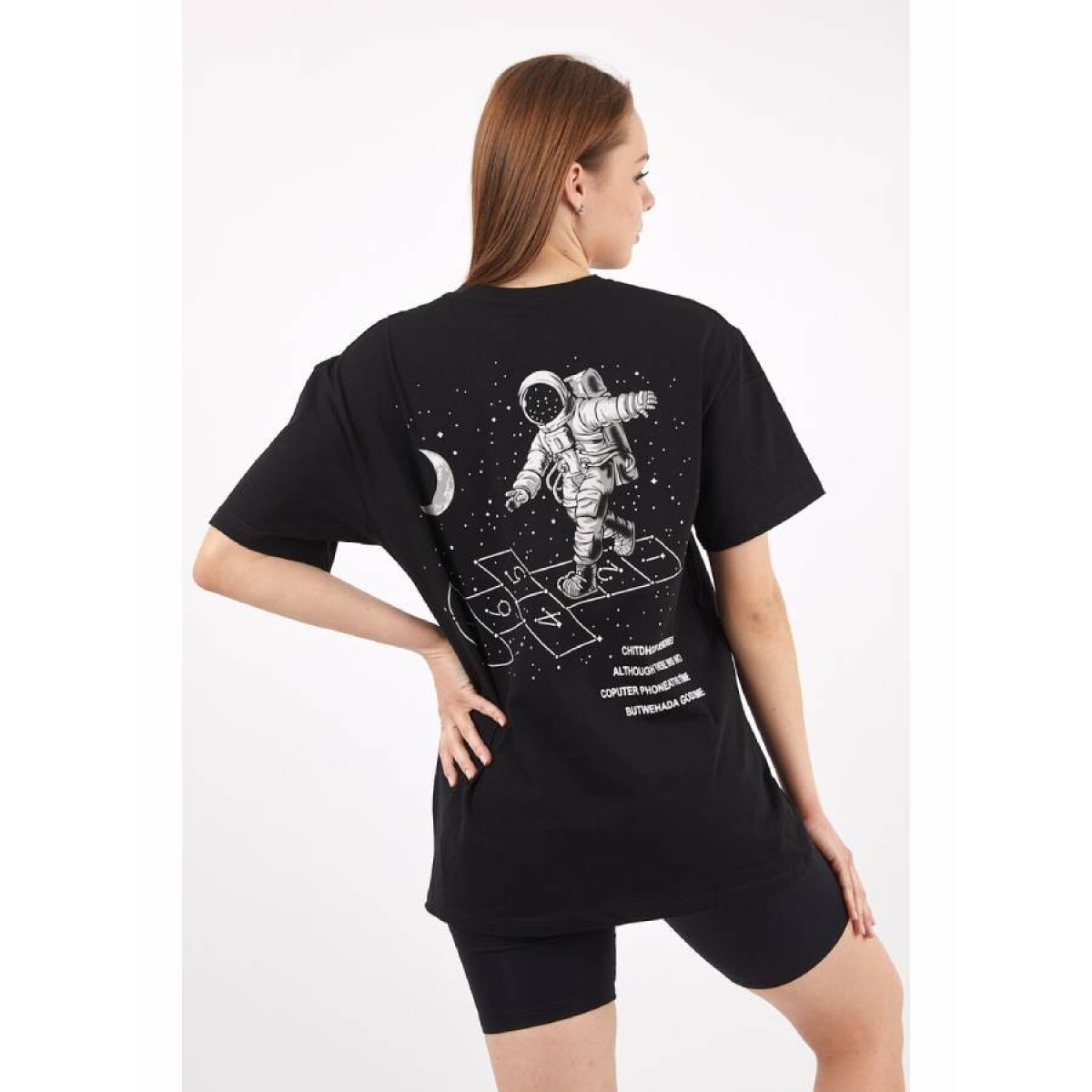 Flo Kadın Sıfır Yaka Basic Uzay Baskılı Oversize T-Shirt. 5