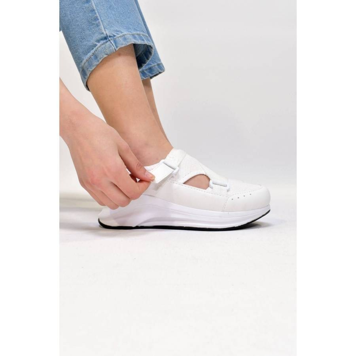 Flo Kadın Beyaz  Spor Ayakkabı. 3