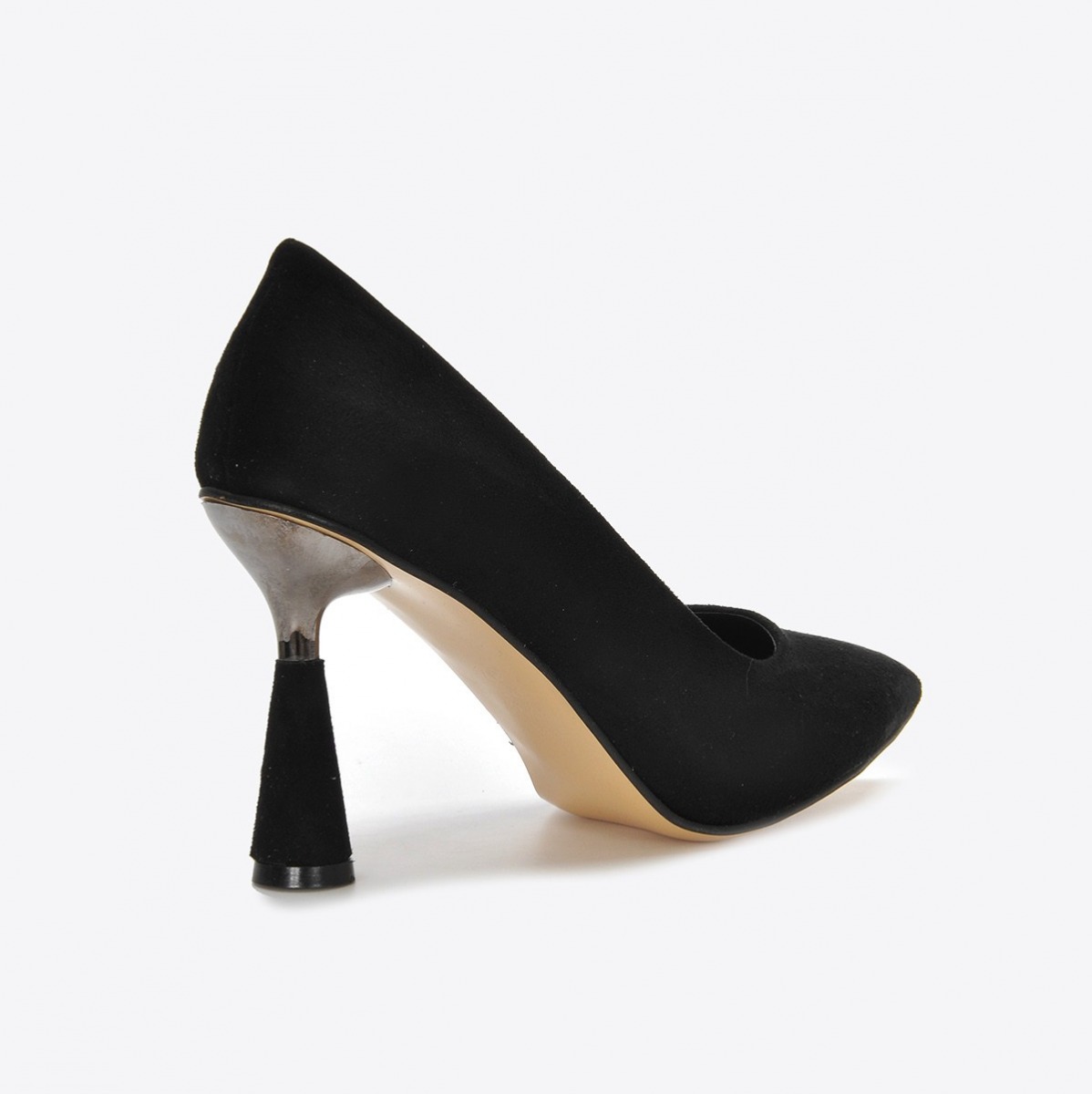 Flo Kadın Siyah Süet Klasik Topuklu Ayakkabı VZN21-037Y. 4