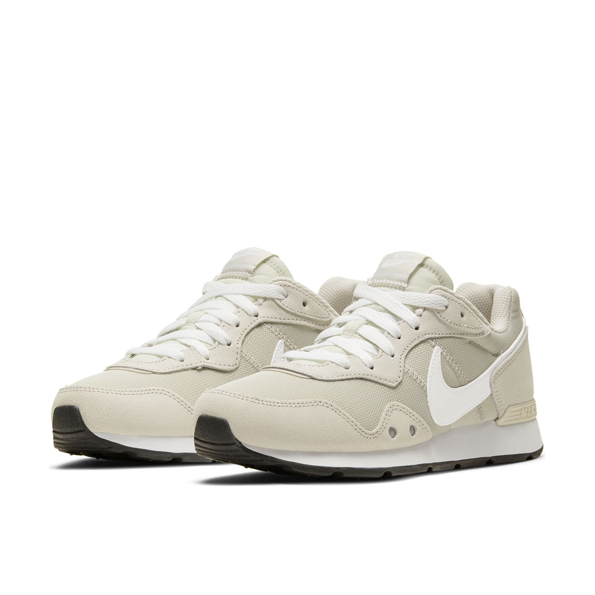 nike venture womens