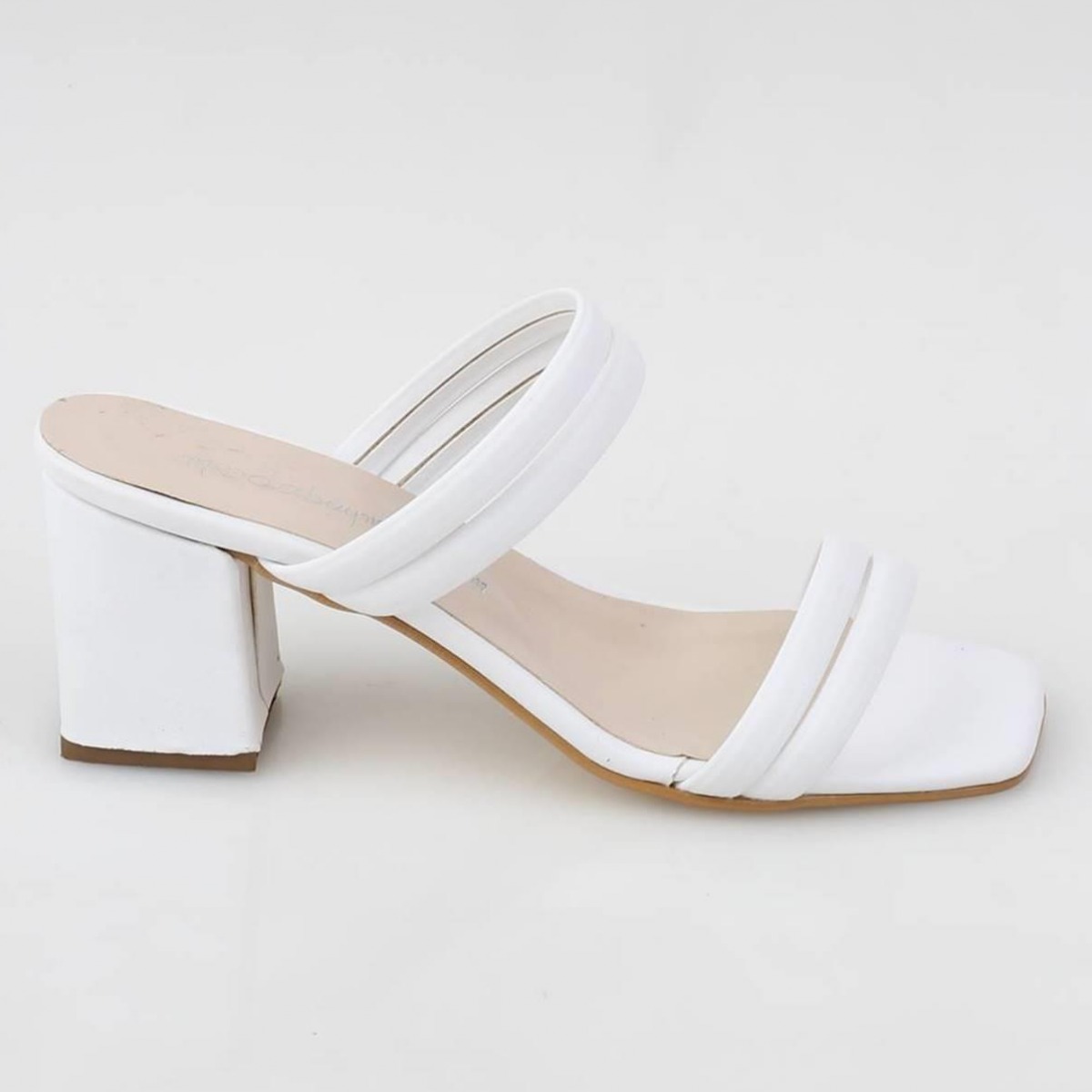 Beyaz İnce Çift Bantlı Topuklu Kadın Terlik - Benjo - Görsel 4
