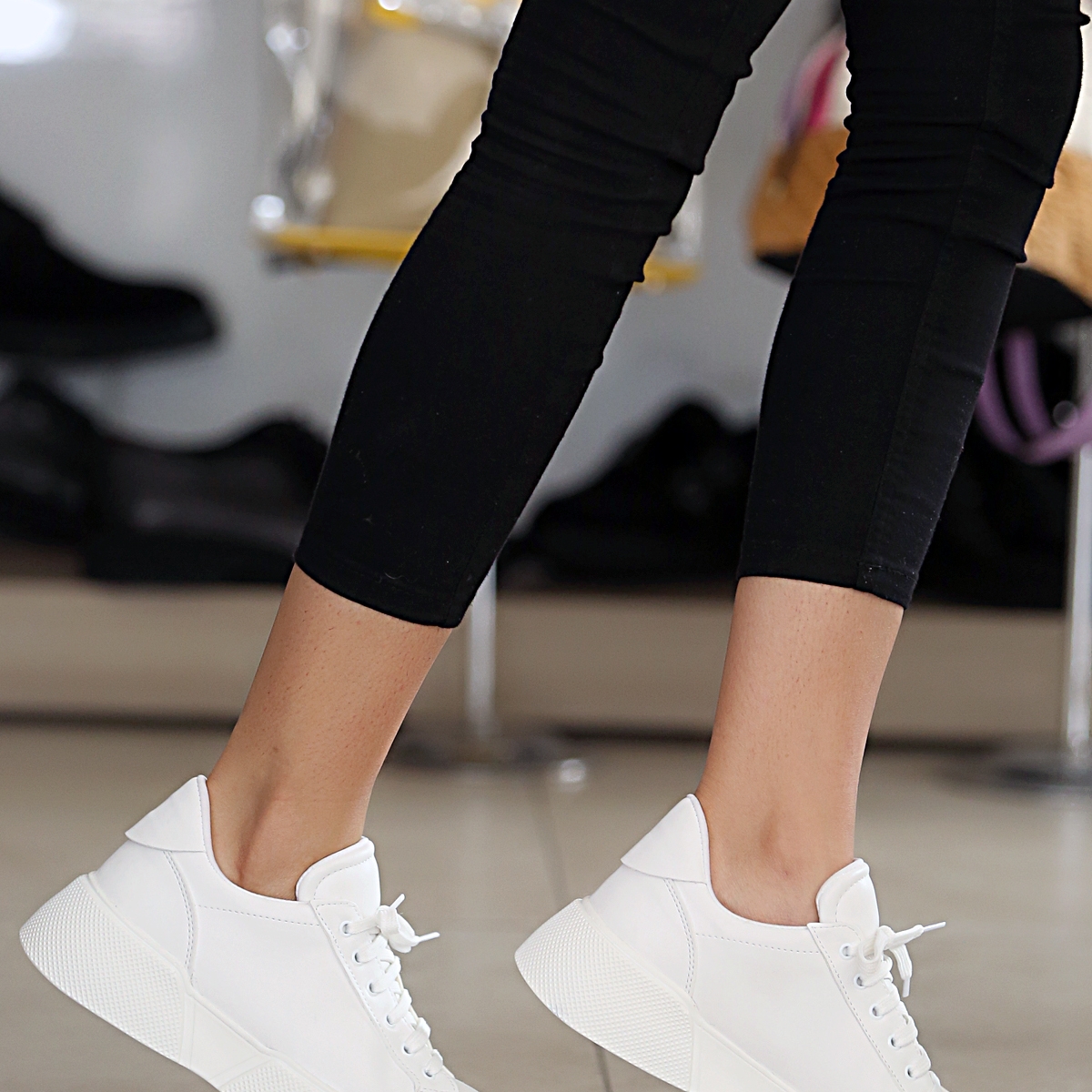 Flo - Kadın Sneaker Ayakkabı Beyaz. 1
