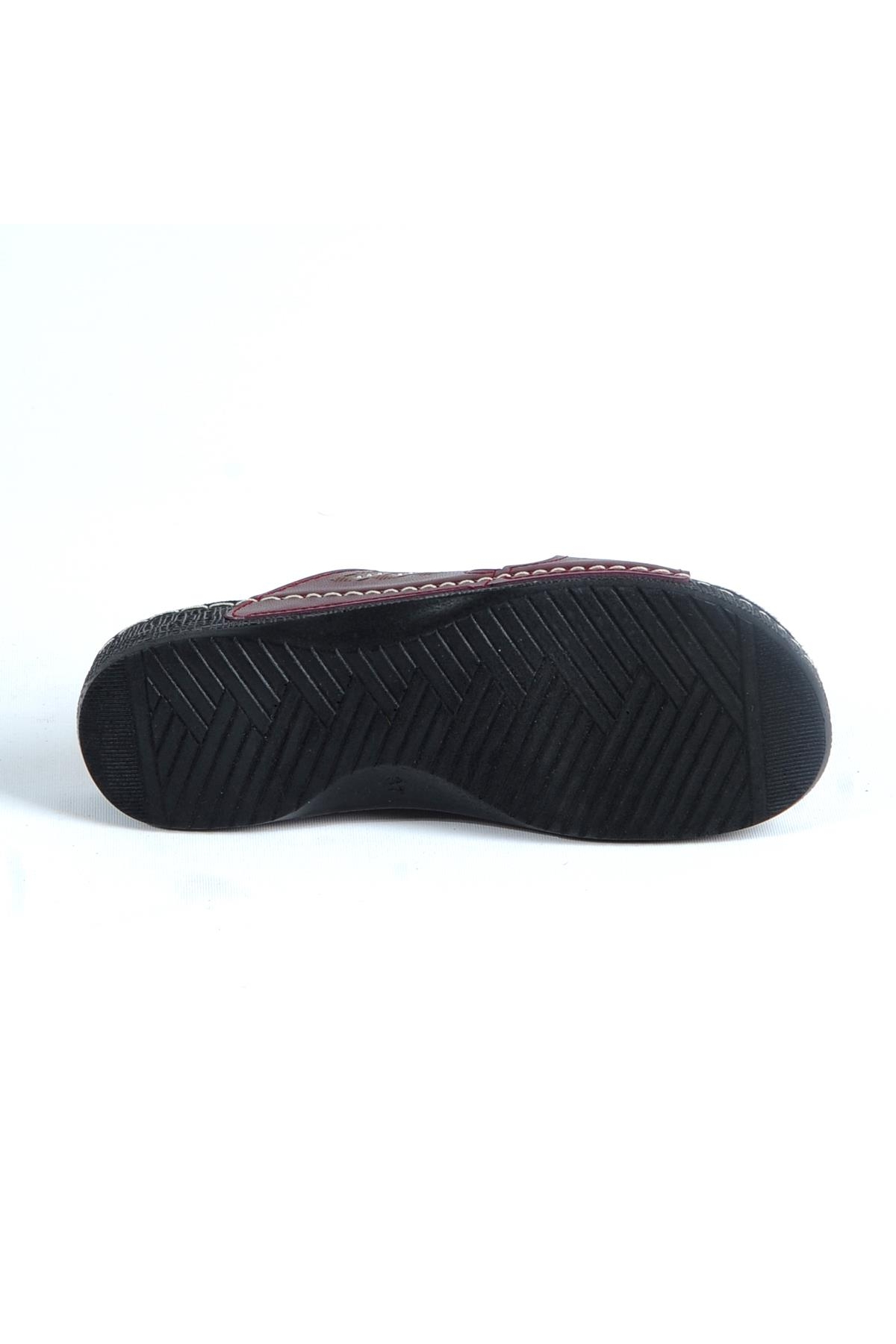 https://floimages.mncdn.com/media/catalog/product/21-11/20/apella-455-15-zambak-gunluk-kadin-terlik-18370-1637411212.JPG