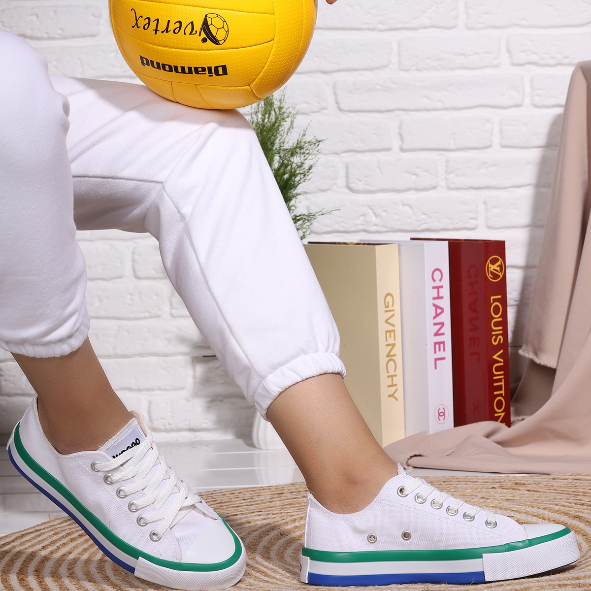 Flo 2250 Renkli Sargı Günlük Keten Kadın Spor Ayakkabı Beyaz. 2