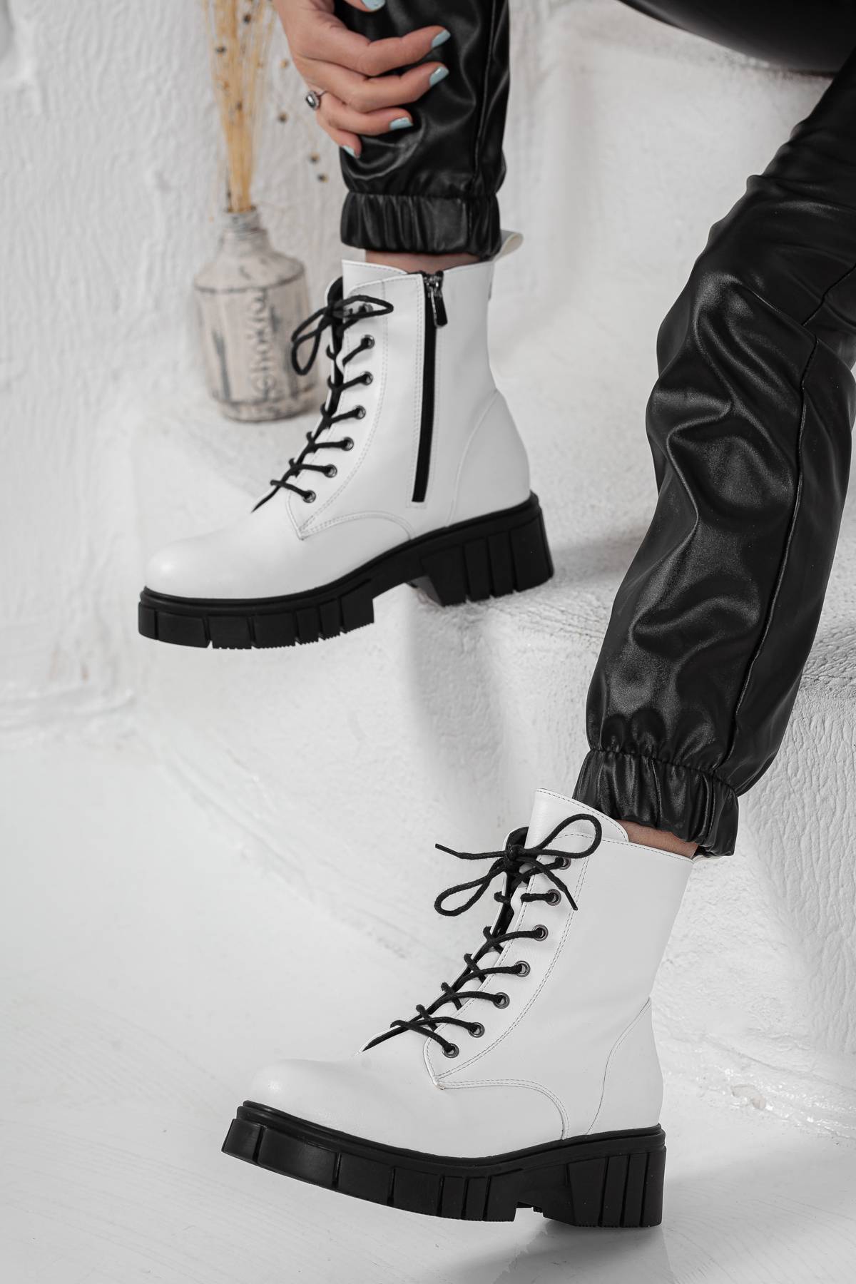 D099 KADIN BOT&BOOTİE POSTAL BOT_Beyaz - Görsel 2