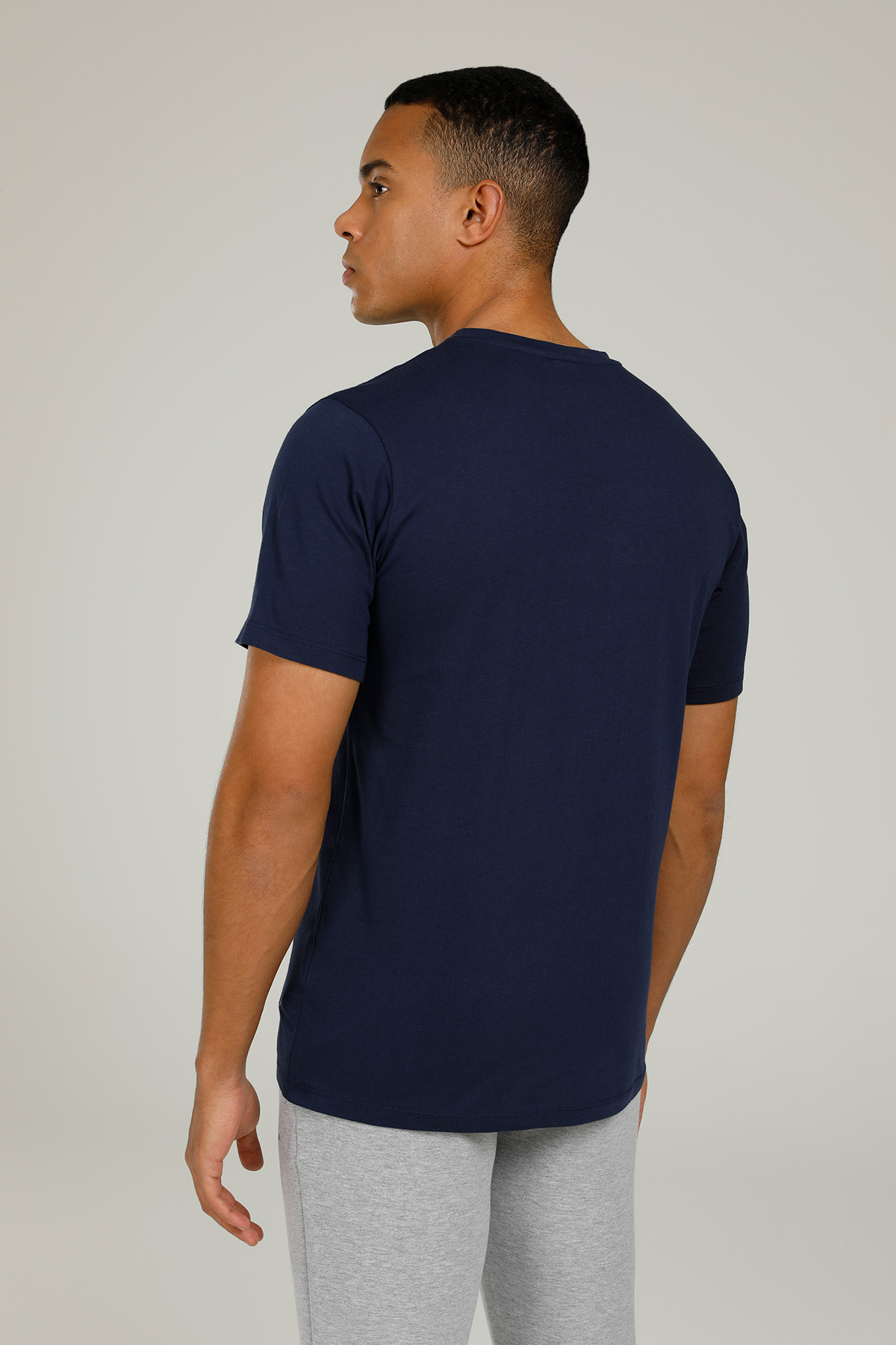 https://floimages.mncdn.com/media/catalog/product/22-02/08/101149872_m2.JPG