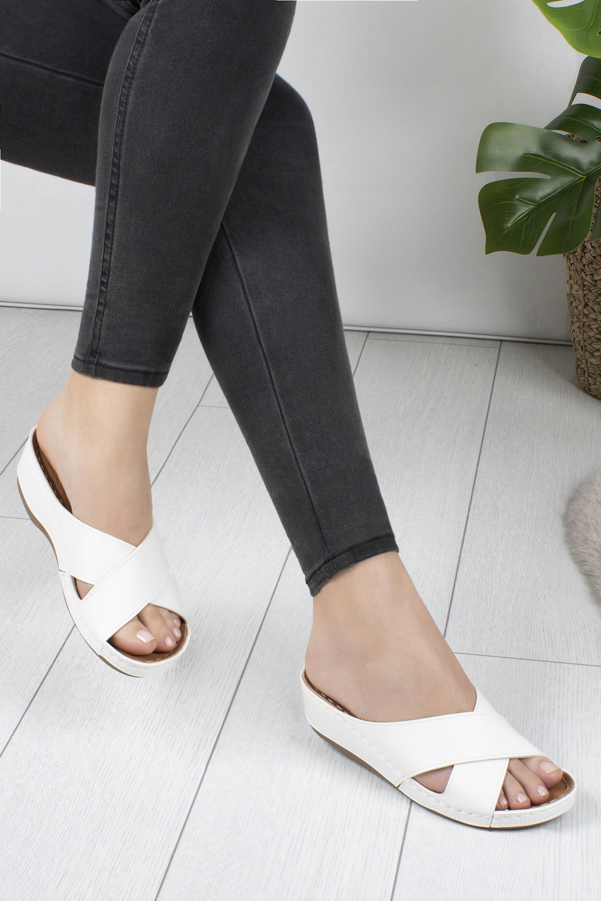 Lerry Anatomik Ortopedik Günlük Kadın Terlik - Görsel 4