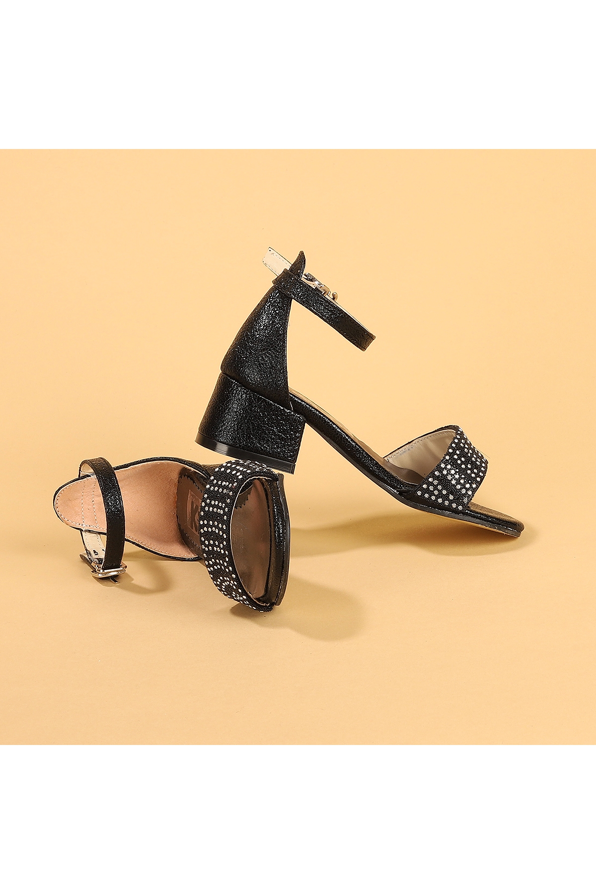 Kiko 765 Çatlak Günlük Kız Çocuk 3 Cm Topuk Sandalet Ayakkabı SİYAH - Görsel 3