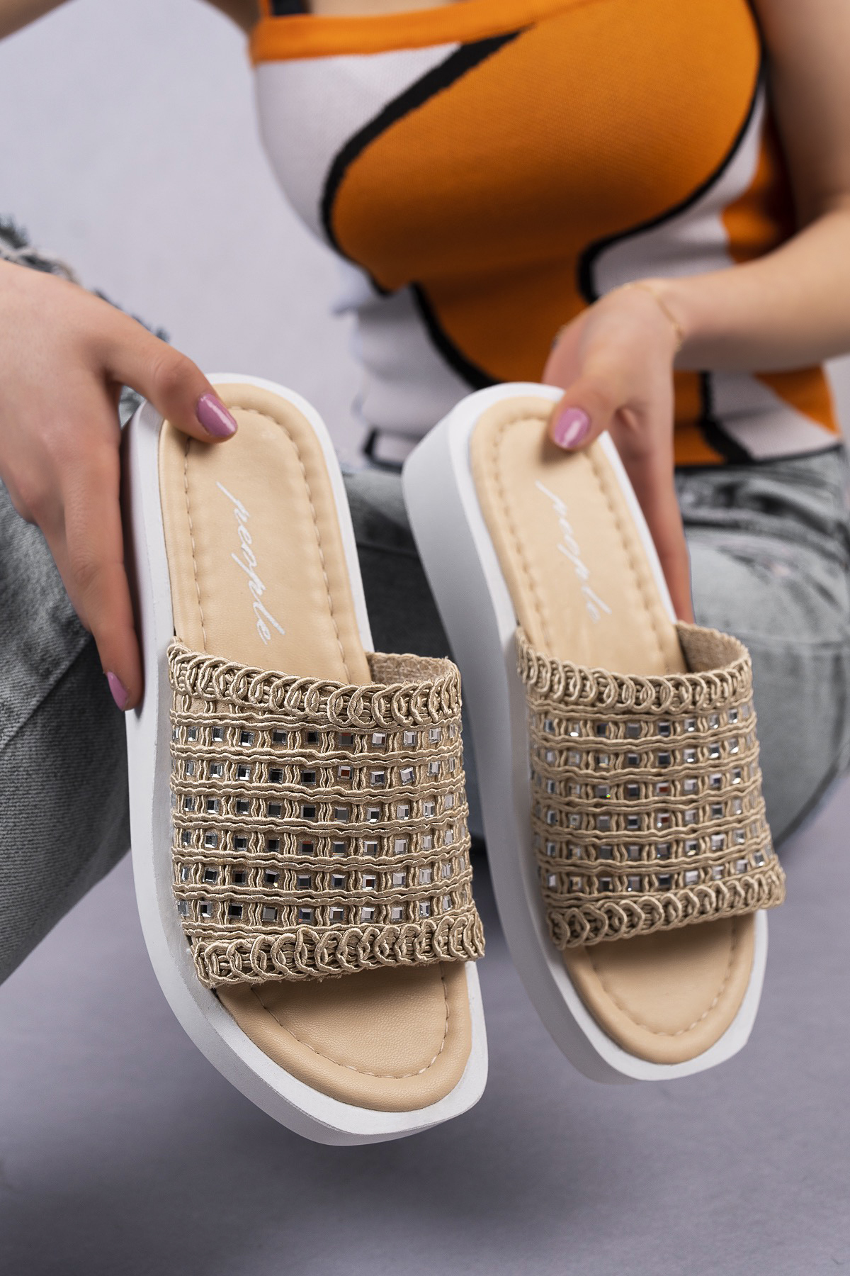 Kadın Garantili Taş Detaylı Günlük Terlik 2022.2040 Ten - Görsel 3