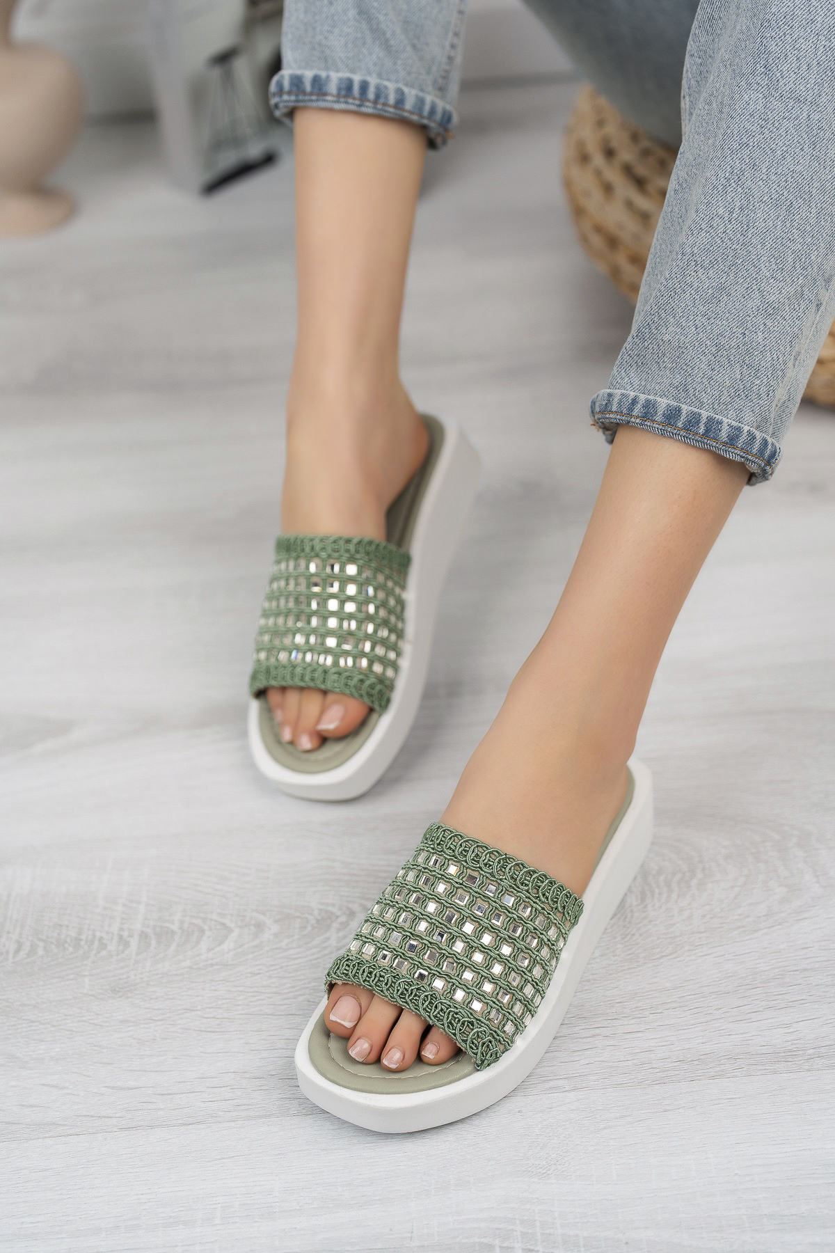 Kadın Garantili Taş Detaylı Günlük Terlik 2022.2040 Mint - Görsel 4