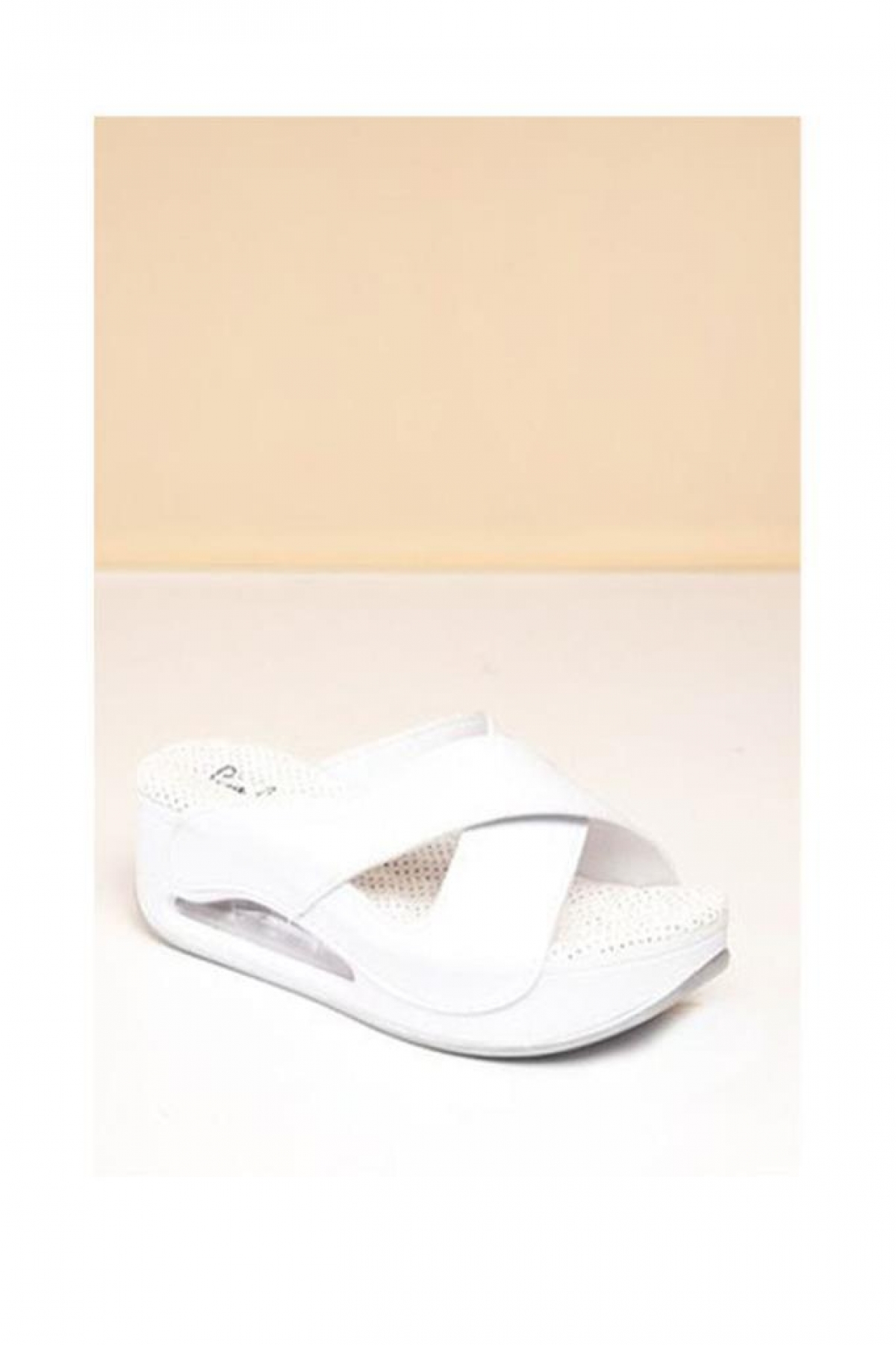 1408 Deri Ortopedik Kadın Terlik - Görsel 3