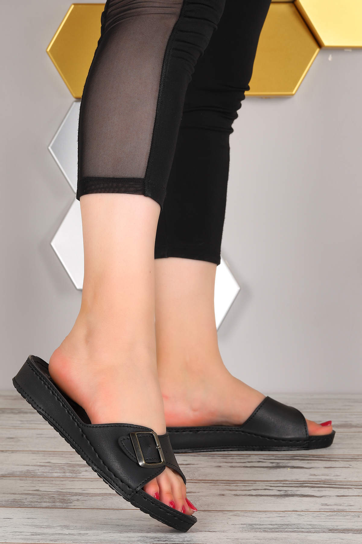 Günlük Kemerli Kadın Terlik Ary 56-757 Siyah - Görsel 2
