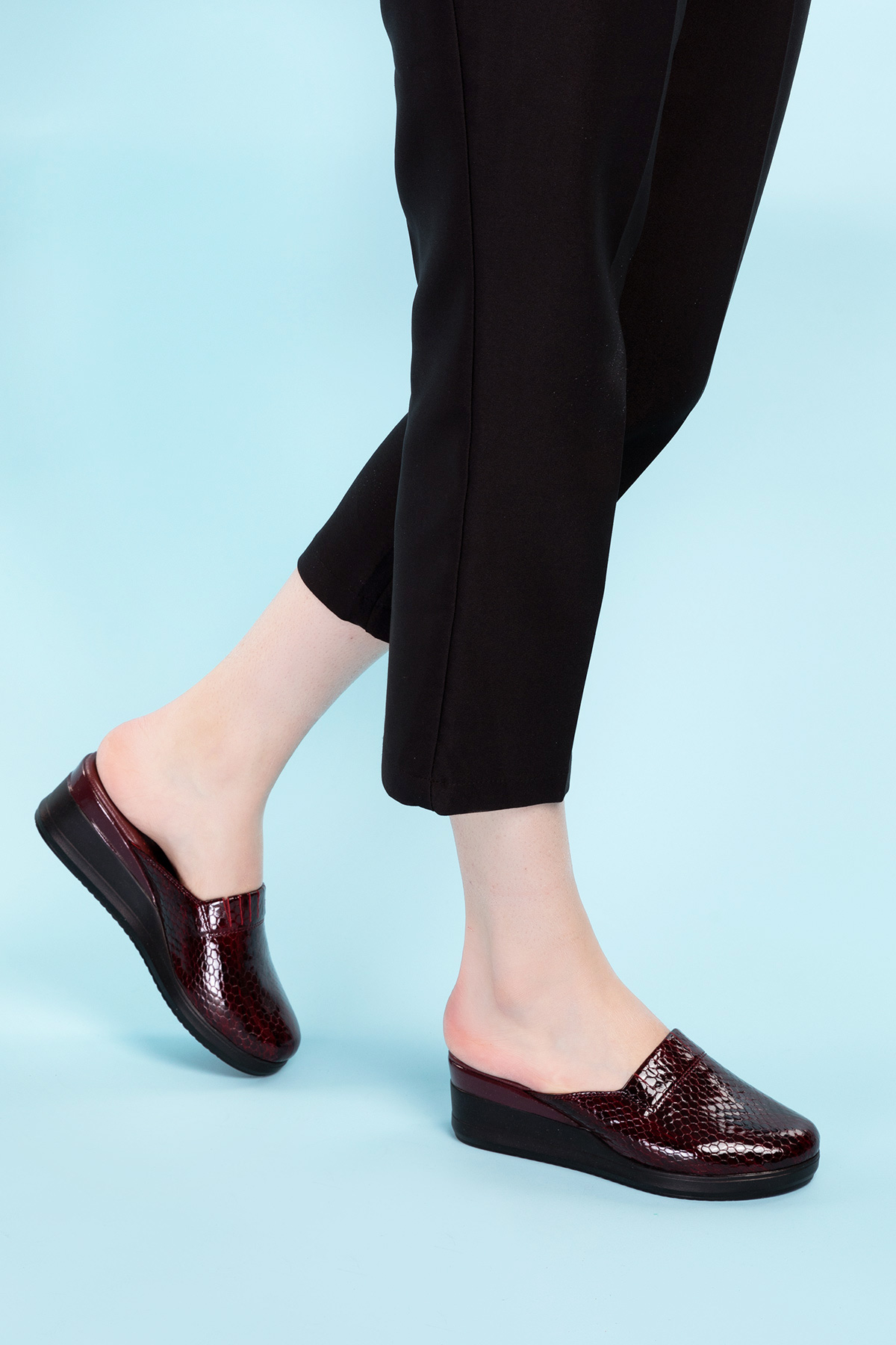 Gondol Kadın Hakiki Deri Dolgu Topuk Sabo Terlik özl.906YT - Görsel 4