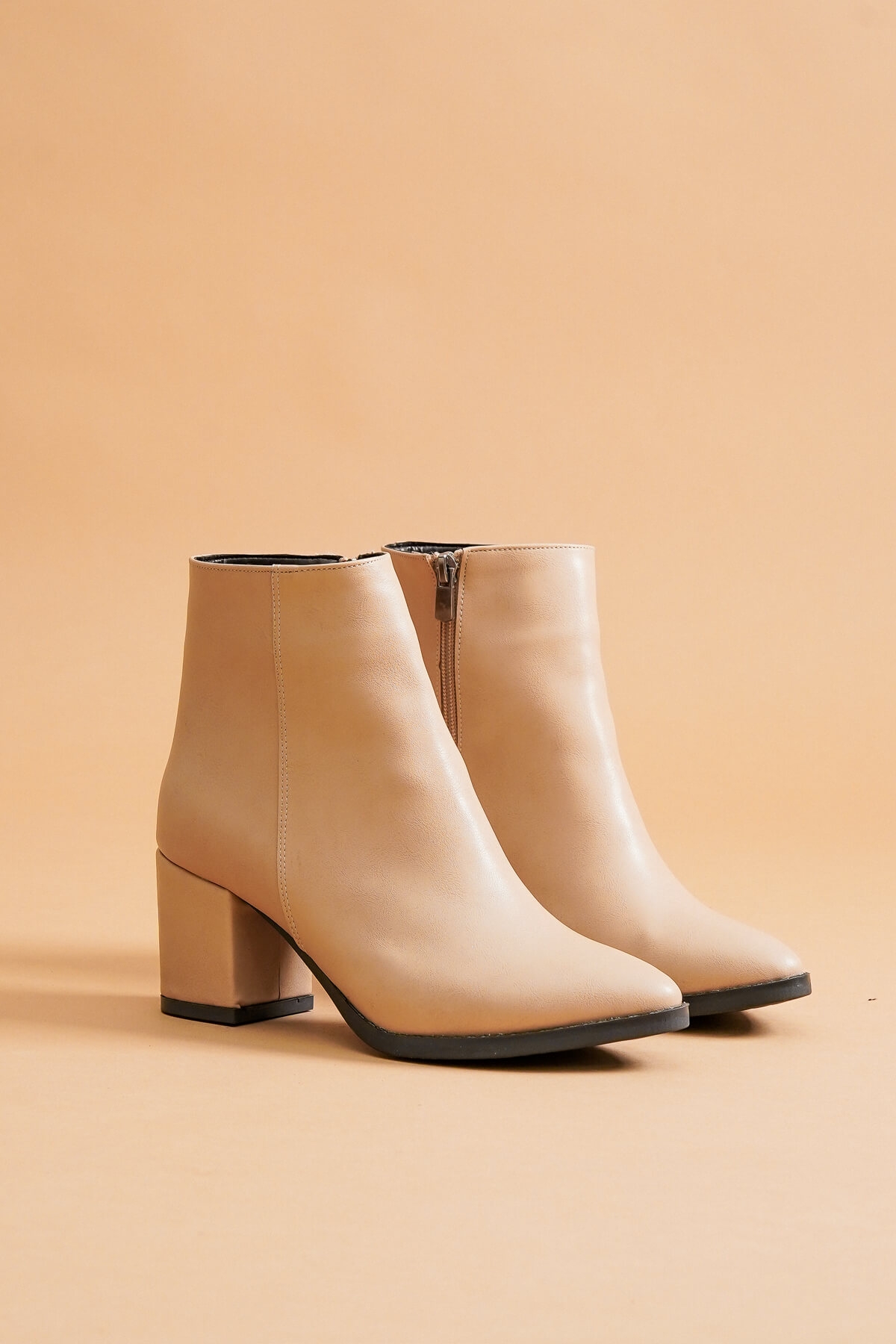 Asper Nude Deri Topuklu Günlük Kullanım Kadın Botu - Görsel 5
