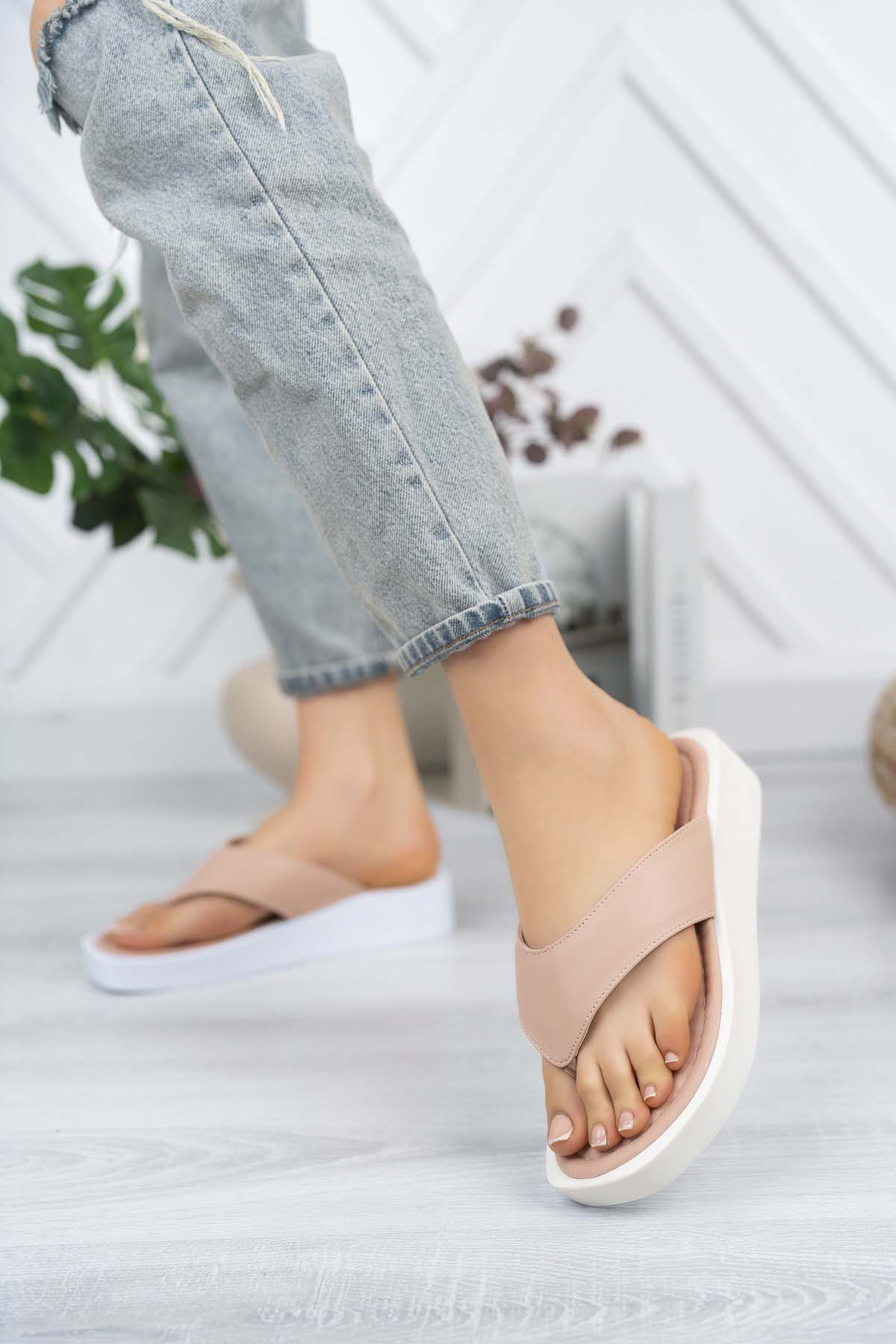 Kadın Garantili Hafif Esnek Poli Taban Parmak Arası Günlük Terlik PPL.5000 Pudra - Görsel 4