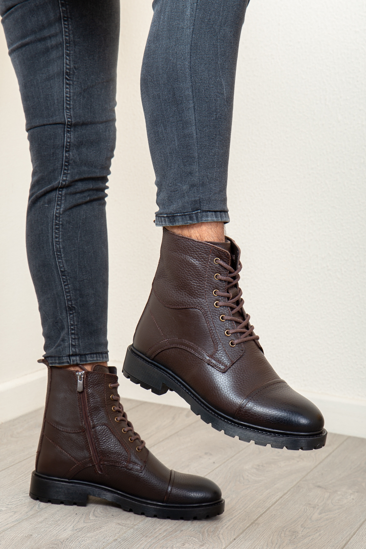 D402 Hakiki Deri Soğuk Geçirmez Kışlık Erkek Bot Kauçuk Taban_Kahverengi - Görsel 4