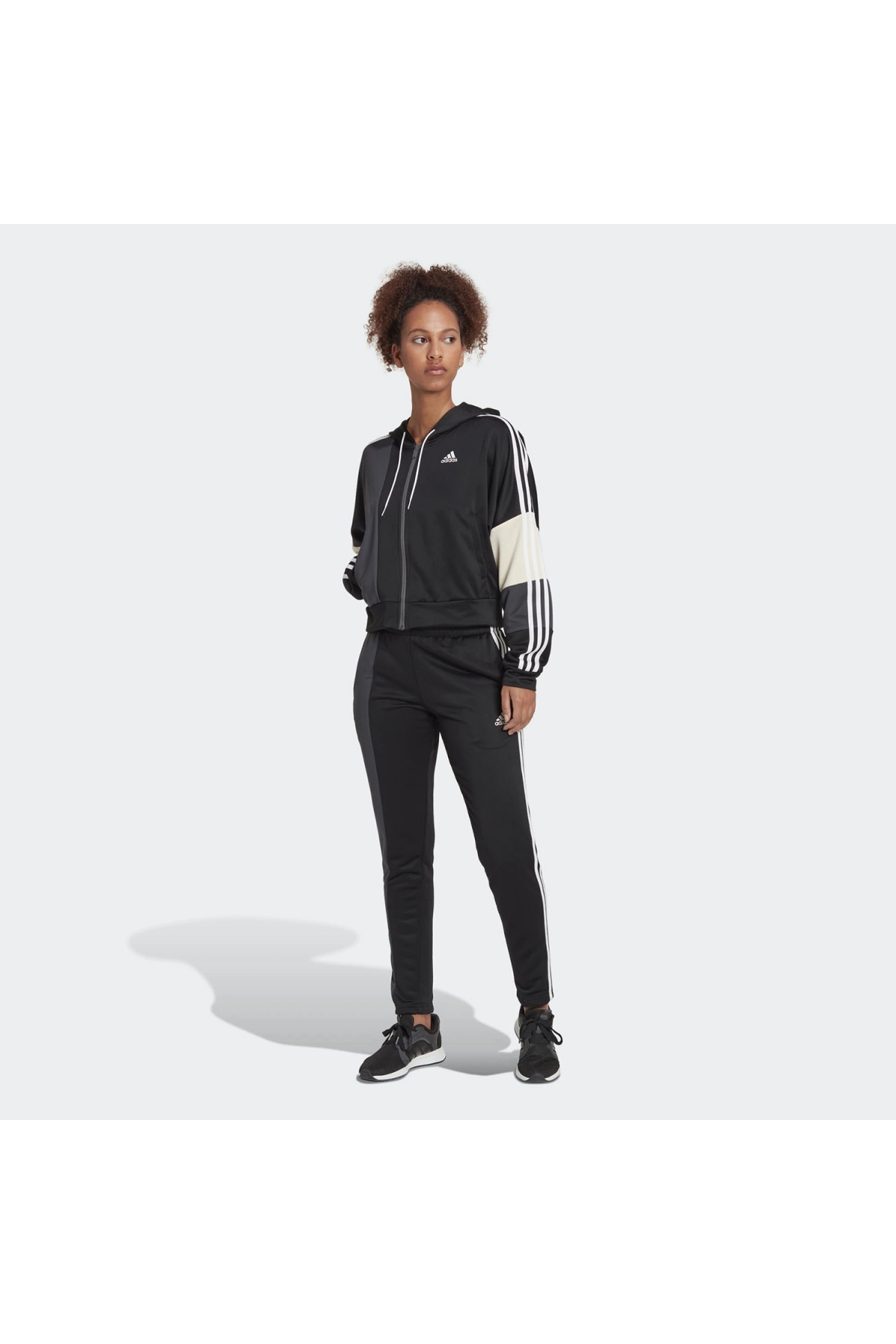 adidas KadÄ±n GÃ¼nlÃ¼k EÅofman TakÄ±m W Bold Block Ts Hk0462 200747263 | Flo