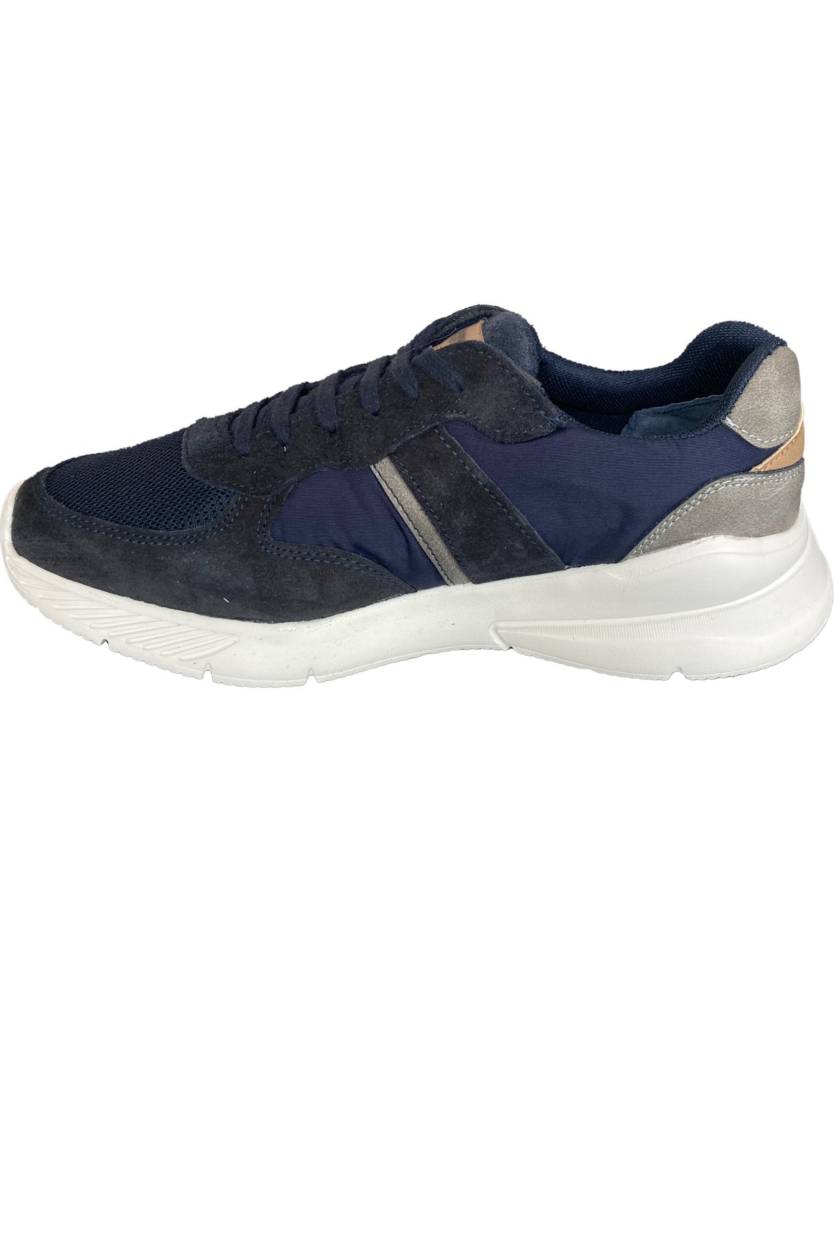 how to get dirt off of canvas shoes