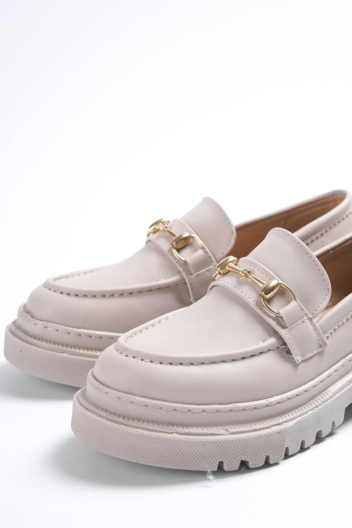 Ferrera Bej Gold Tokalı Deri Günlük Kullanım Loafer Kadın Ayakkabı - Görsel 4