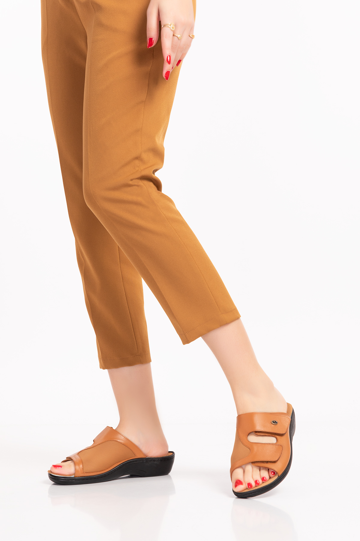 Gondol Kadın Hakiki Deri Kemik Çıkıntısına Özel Tabanı Çıkan Terlik Yprk.250 - Görsel 3