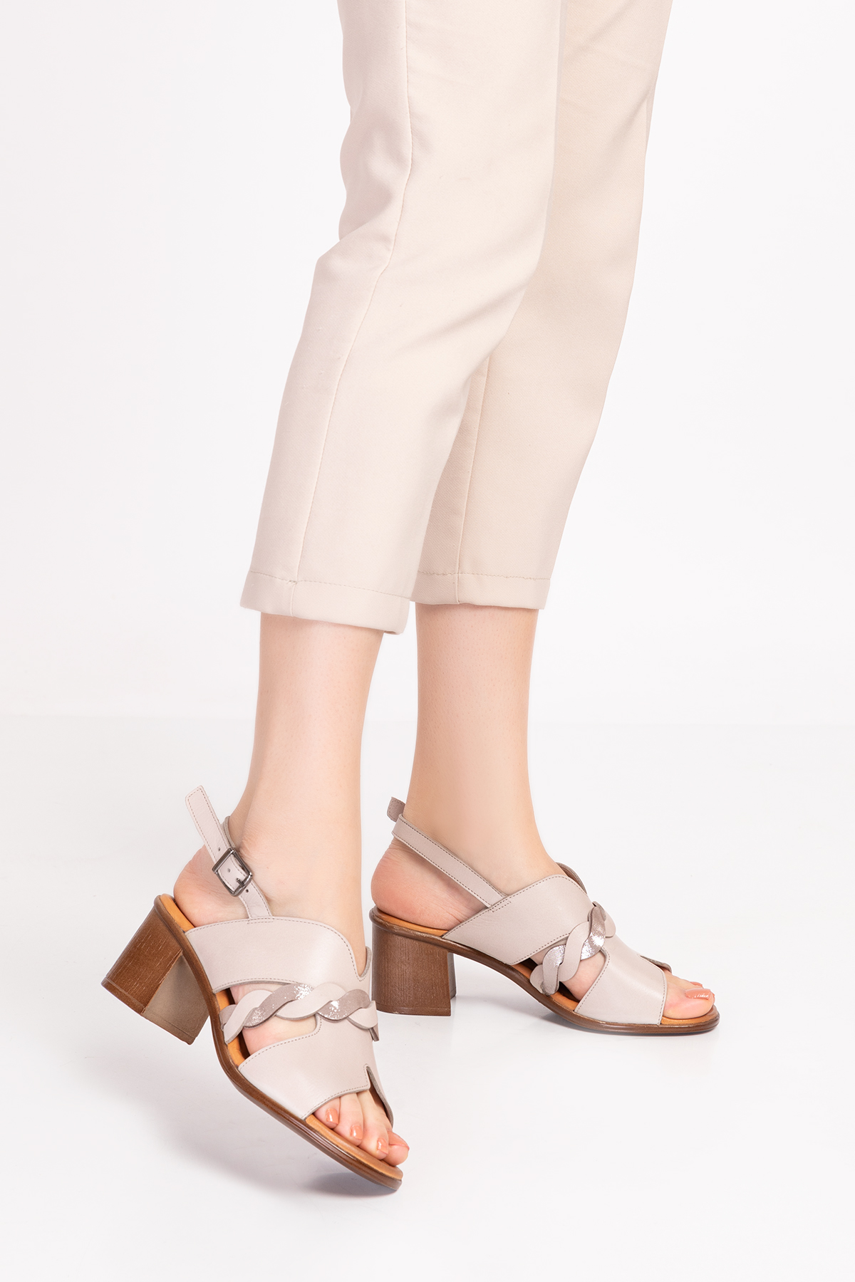 Gondol Hakiki Deri Örgü Topuklu Sandalet iz.645 - Görsel 5