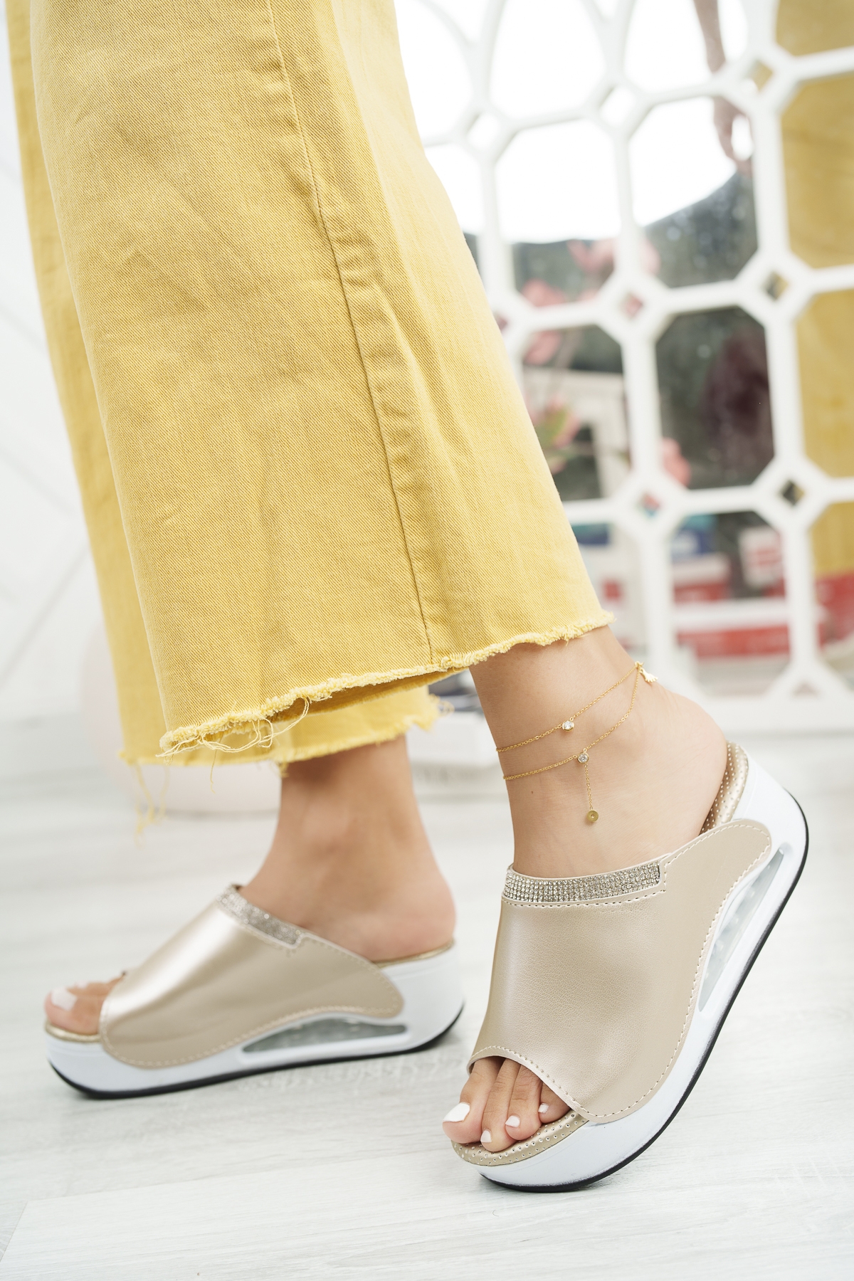 Lana Anatomik Ortopedik Air Taban Günlük Kadın Terlik - Görsel 5