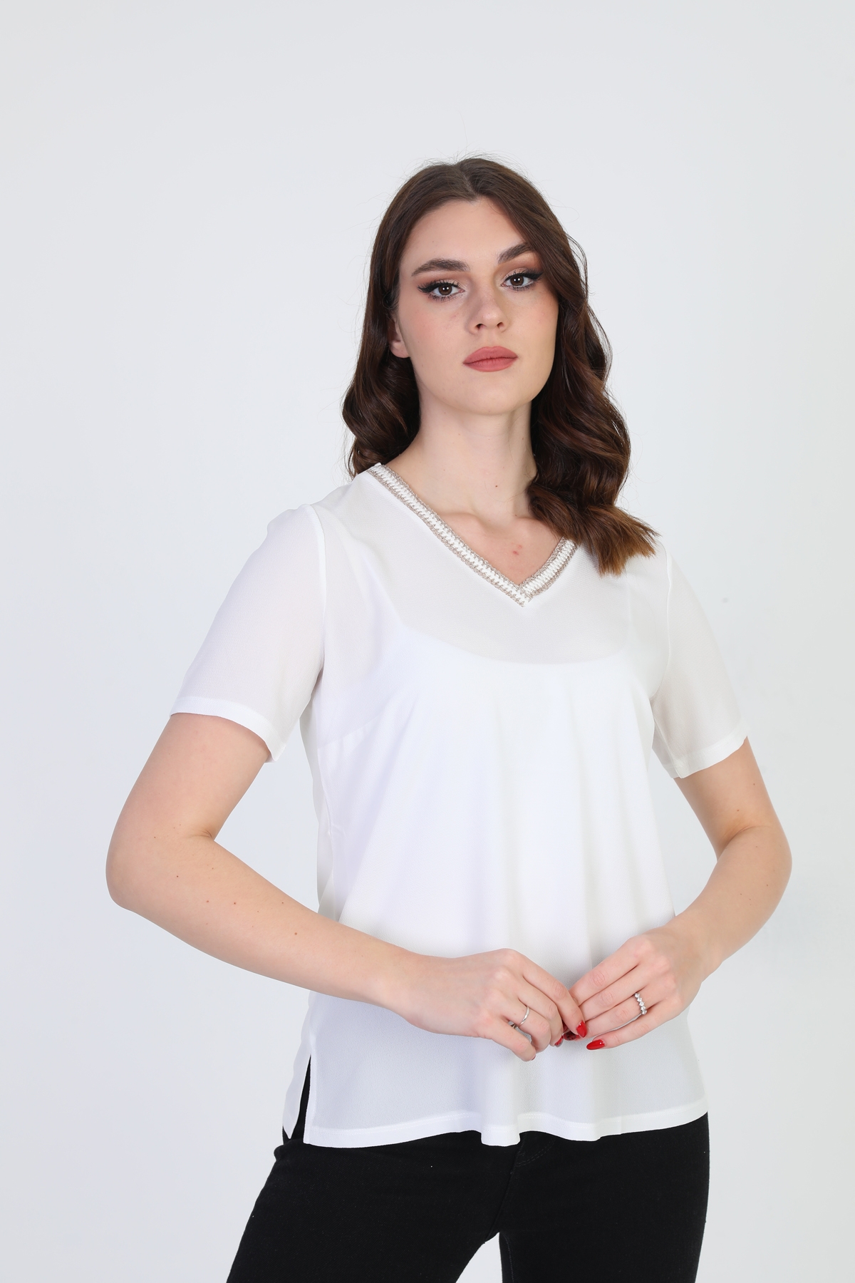 https://floimages.mncdn.com/media/catalog/product/23-03/07/200842747-2-1678200839.jpg