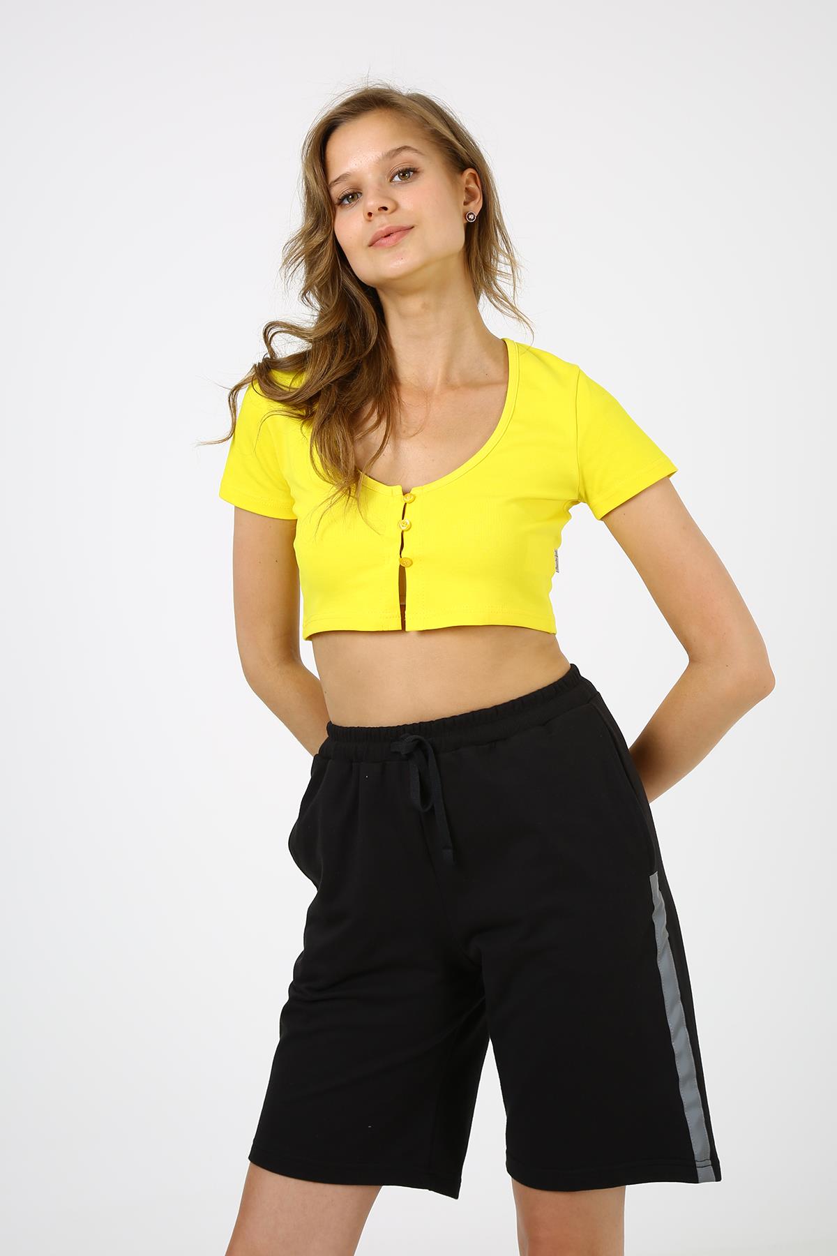 ALEXANDERGARDI DÜĞMELİ CROP T-SHİRT (B21-5025)