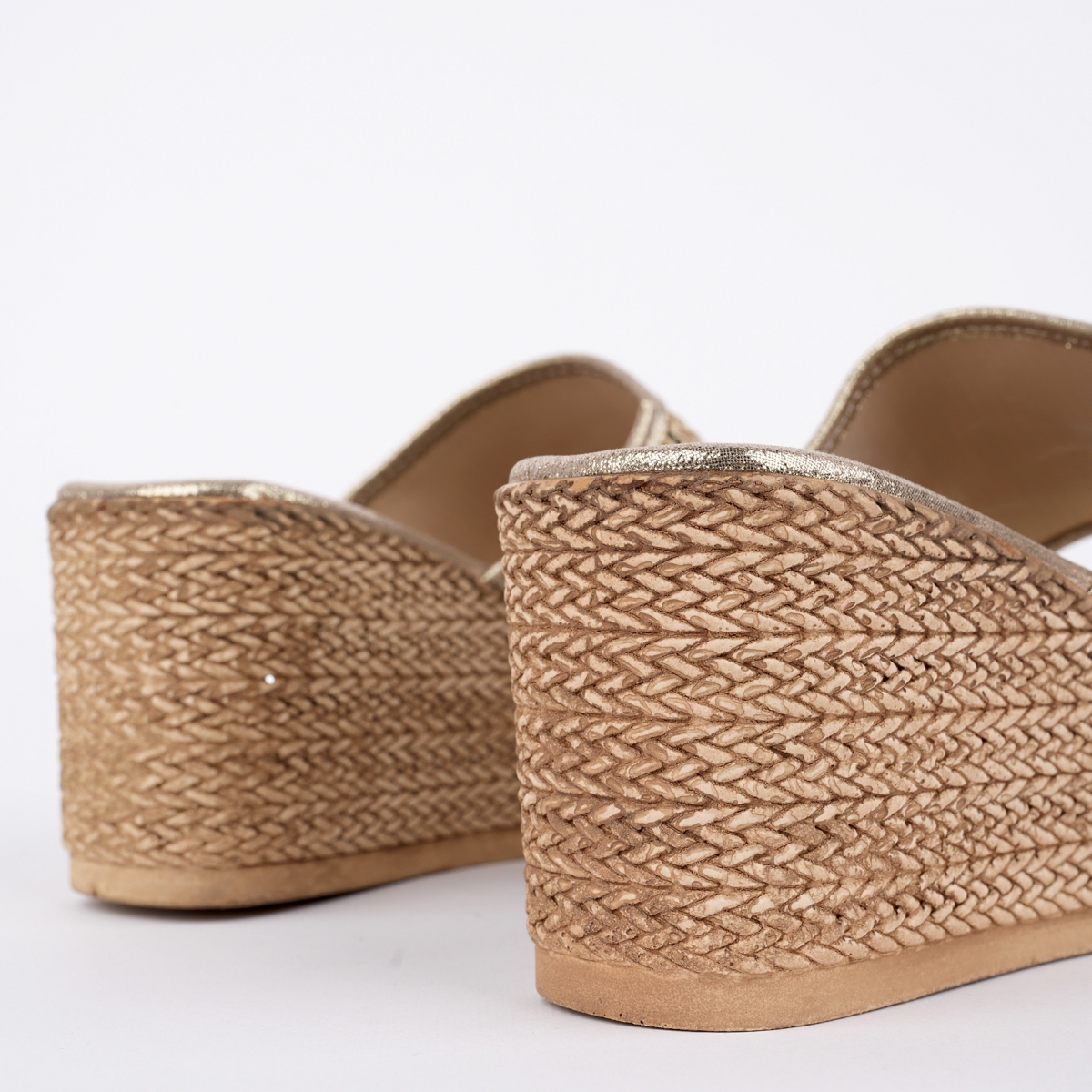 Kadın Garantili 7 cm Yüksek Topuk Platform taban Terlik Ppl.2002 Gold - Görsel 8