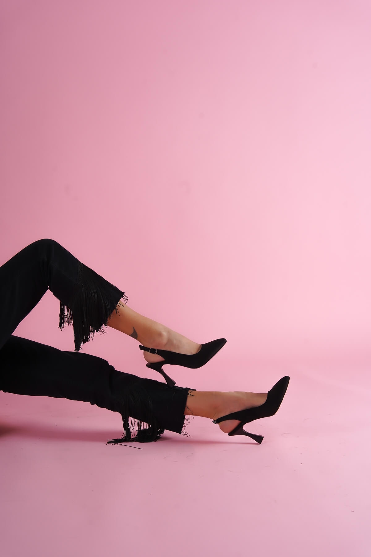 Rozalinda Siyah Süet Önü Sivri Günlük Kullanım Topuklu Ayakkabı - Görsel 4