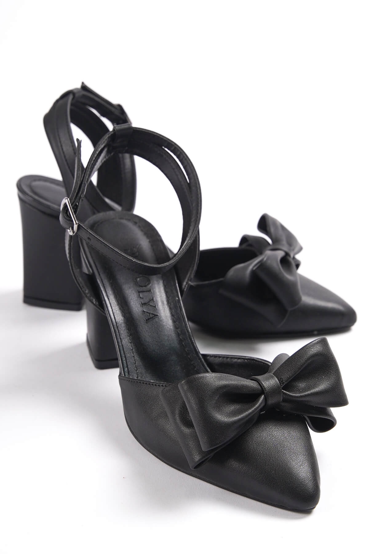 Derin Siyah Cilt Fiyonklu Topuklu Günlük Ayakkabı - Görsel 4