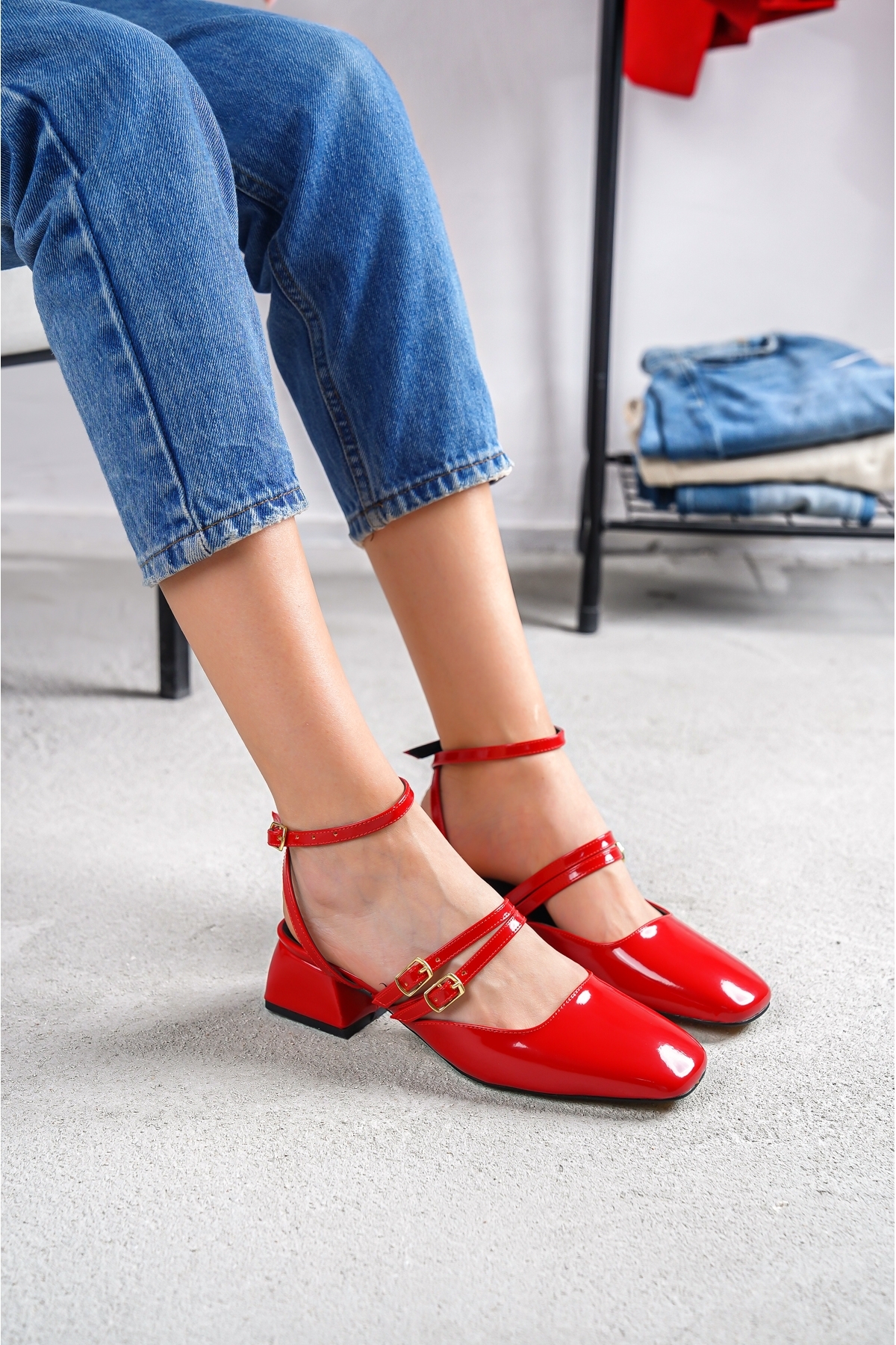 Kohana Kırmızı Çift Baret Küt Burun Topuklu Günlük Ayakkabı - Görsel 2