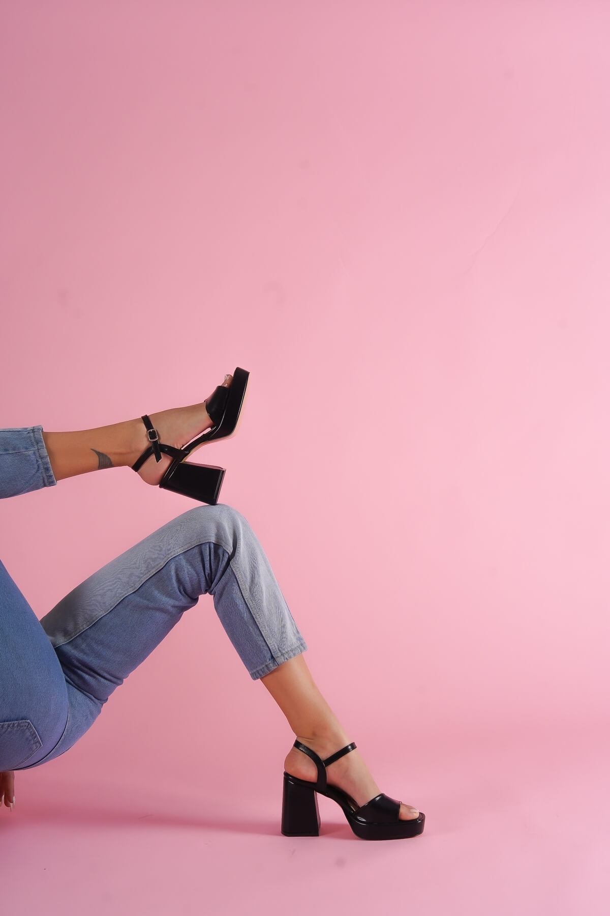 Fell Siyah Cilt Saten Platform Topuklu Günlük Ayakkabı - Görsel 3