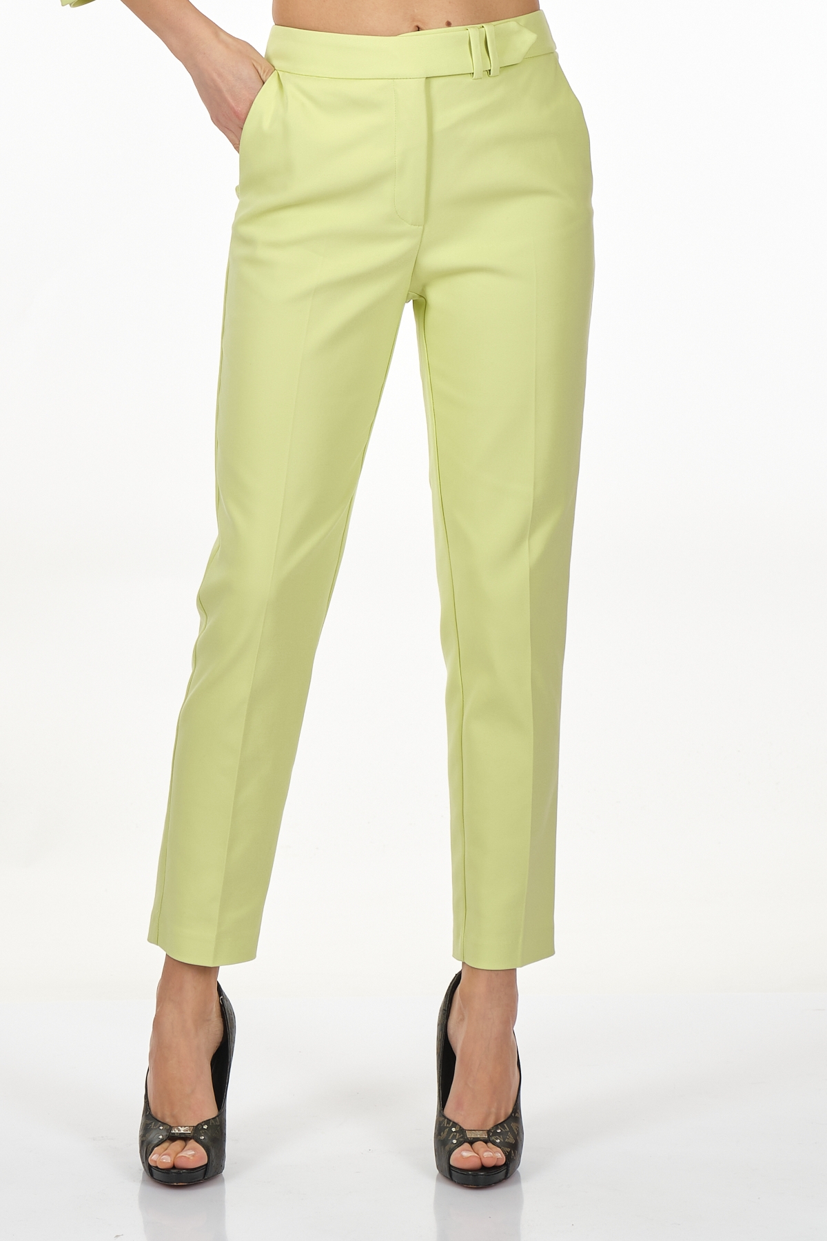 https://floimages.mncdn.com/media/catalog/product/23-07/21/200952124-3-1689928634.jpg