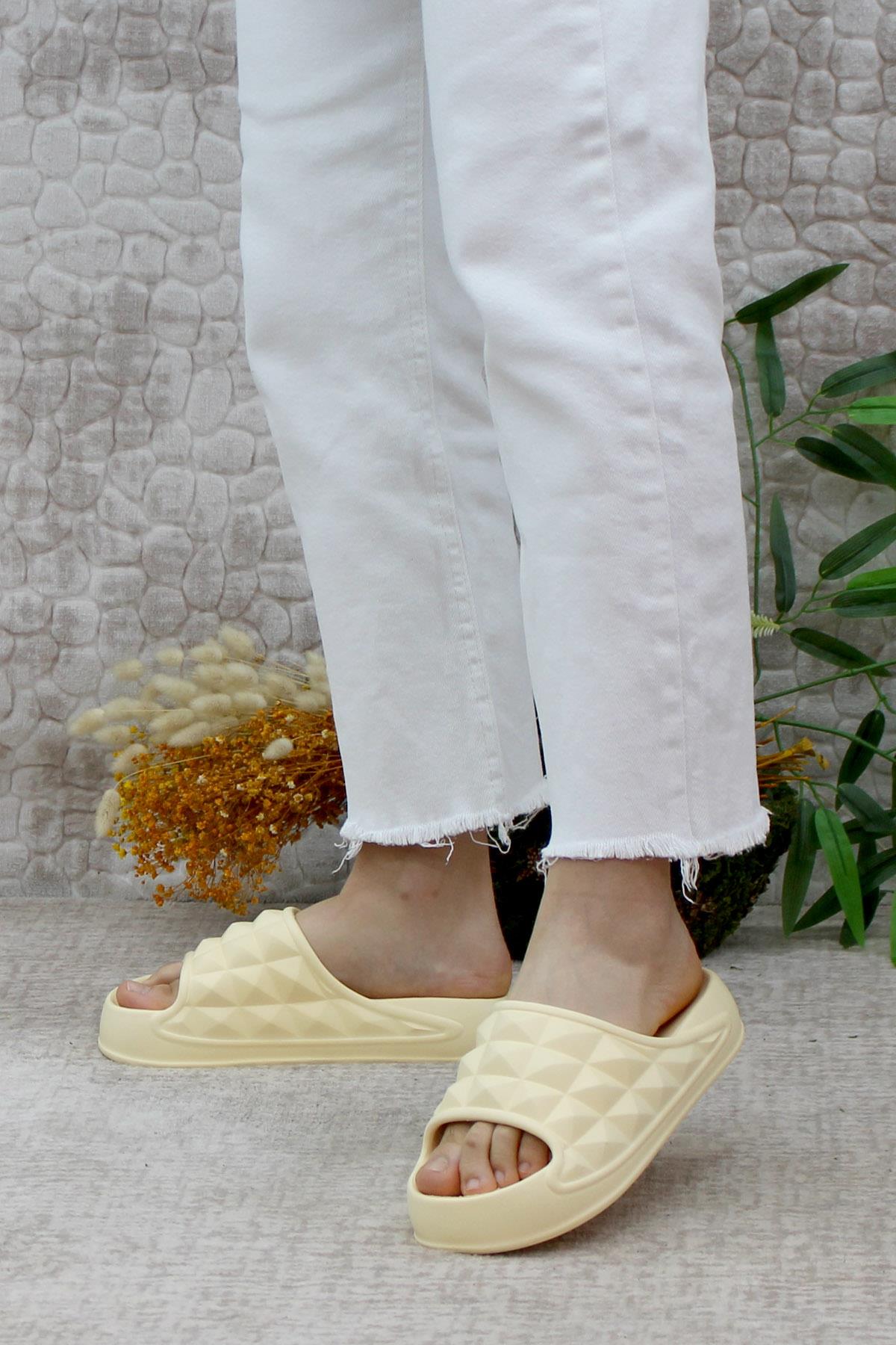 EZ0134 Plaj Deniz Havuz Terliği Hafif Rahat Esnek Kadın Terlik - Görsel 4